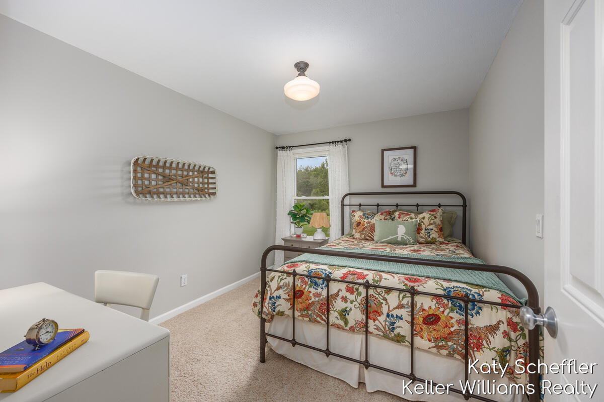 4611 Windcliff Drive Ne Property Photo 21