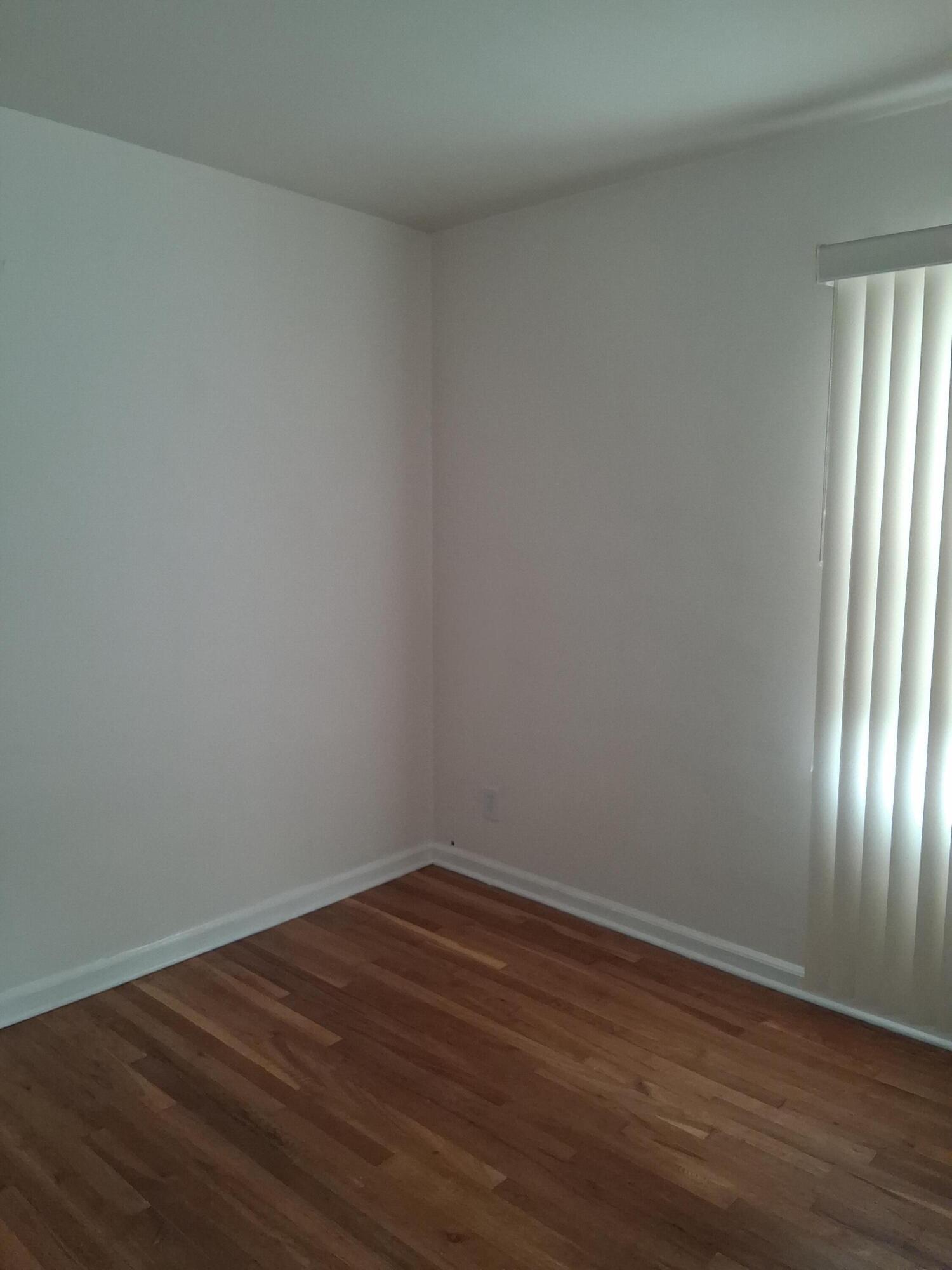 18211 Stansbury Avenue Property Photo 13