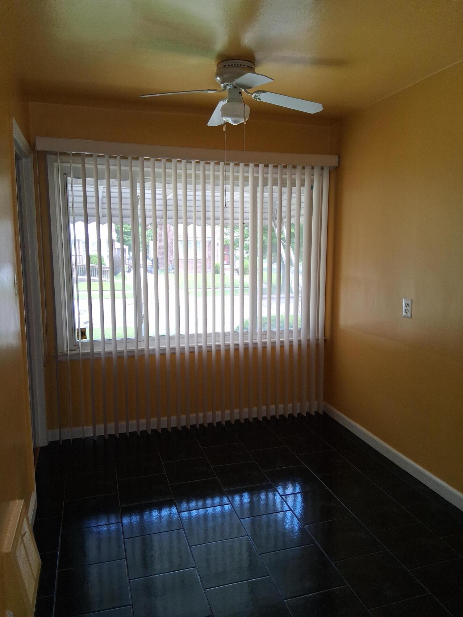 18211 Stansbury Avenue Property Photo 20