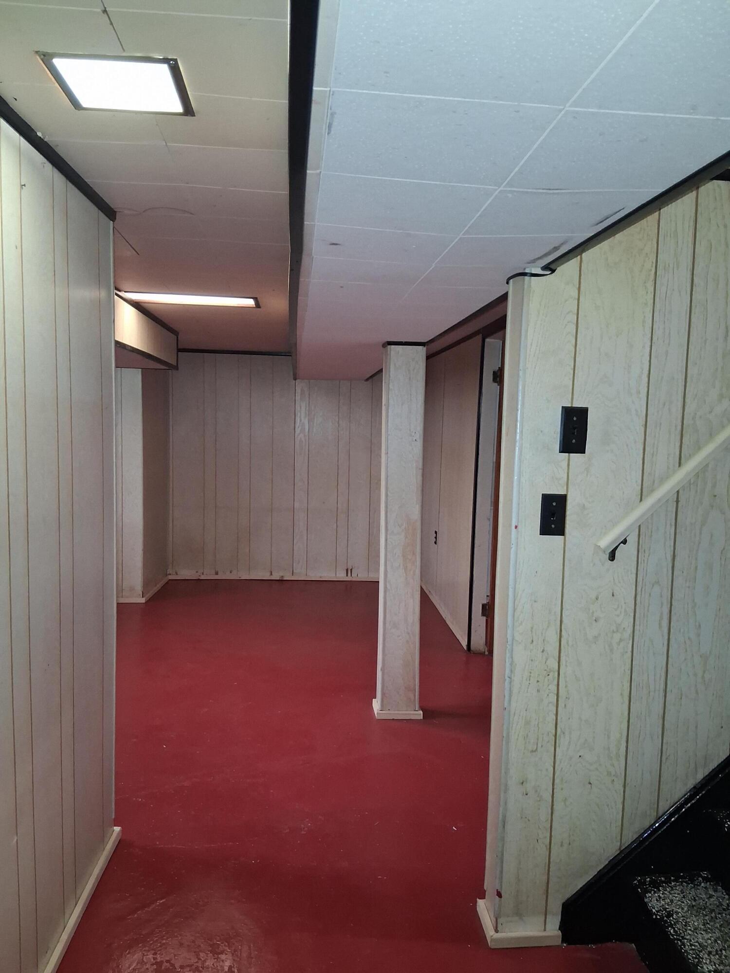 18211 Stansbury Avenue Property Photo 26