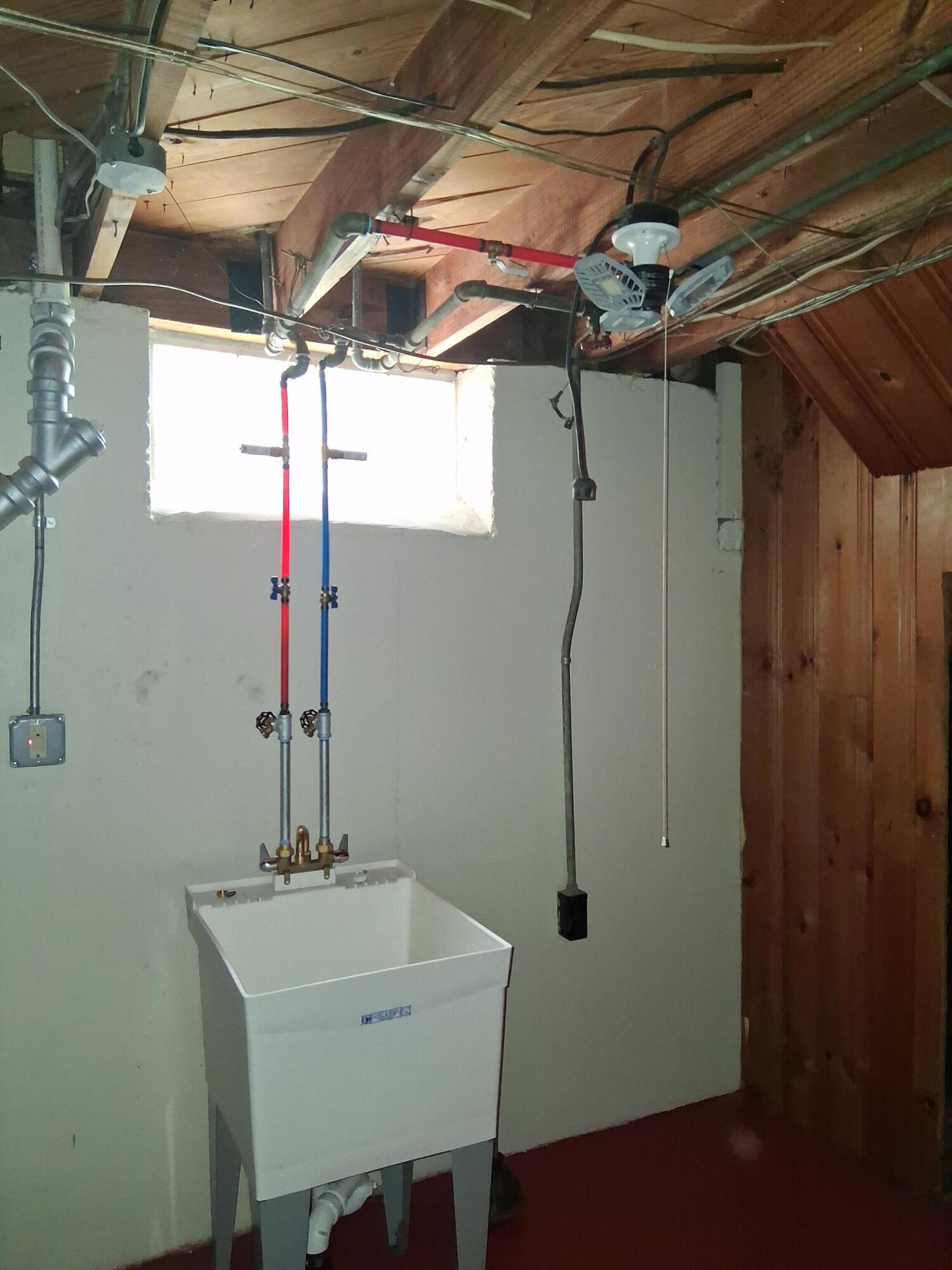18211 Stansbury Avenue Property Photo 27
