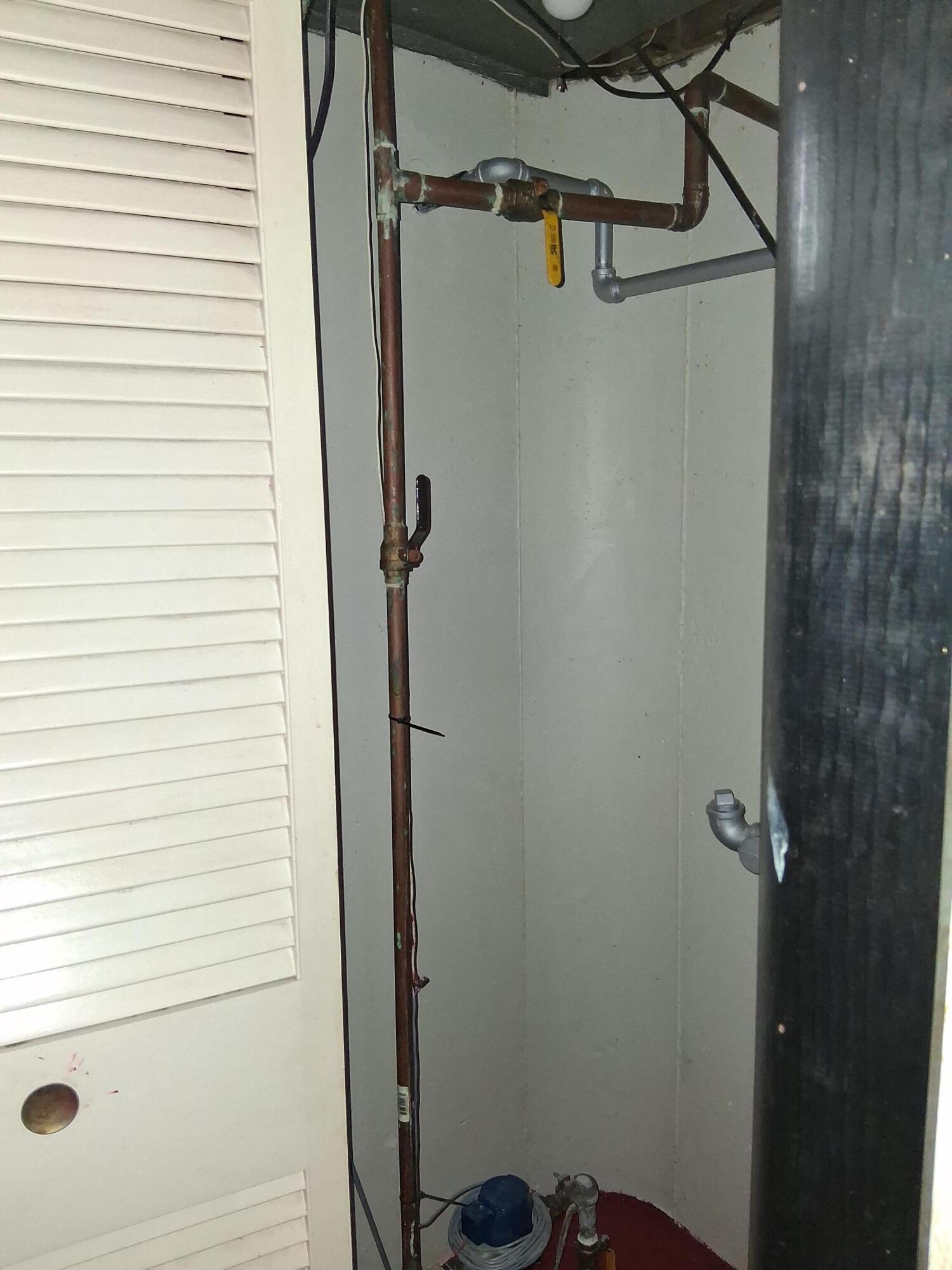 18211 Stansbury Avenue Property Photo 29
