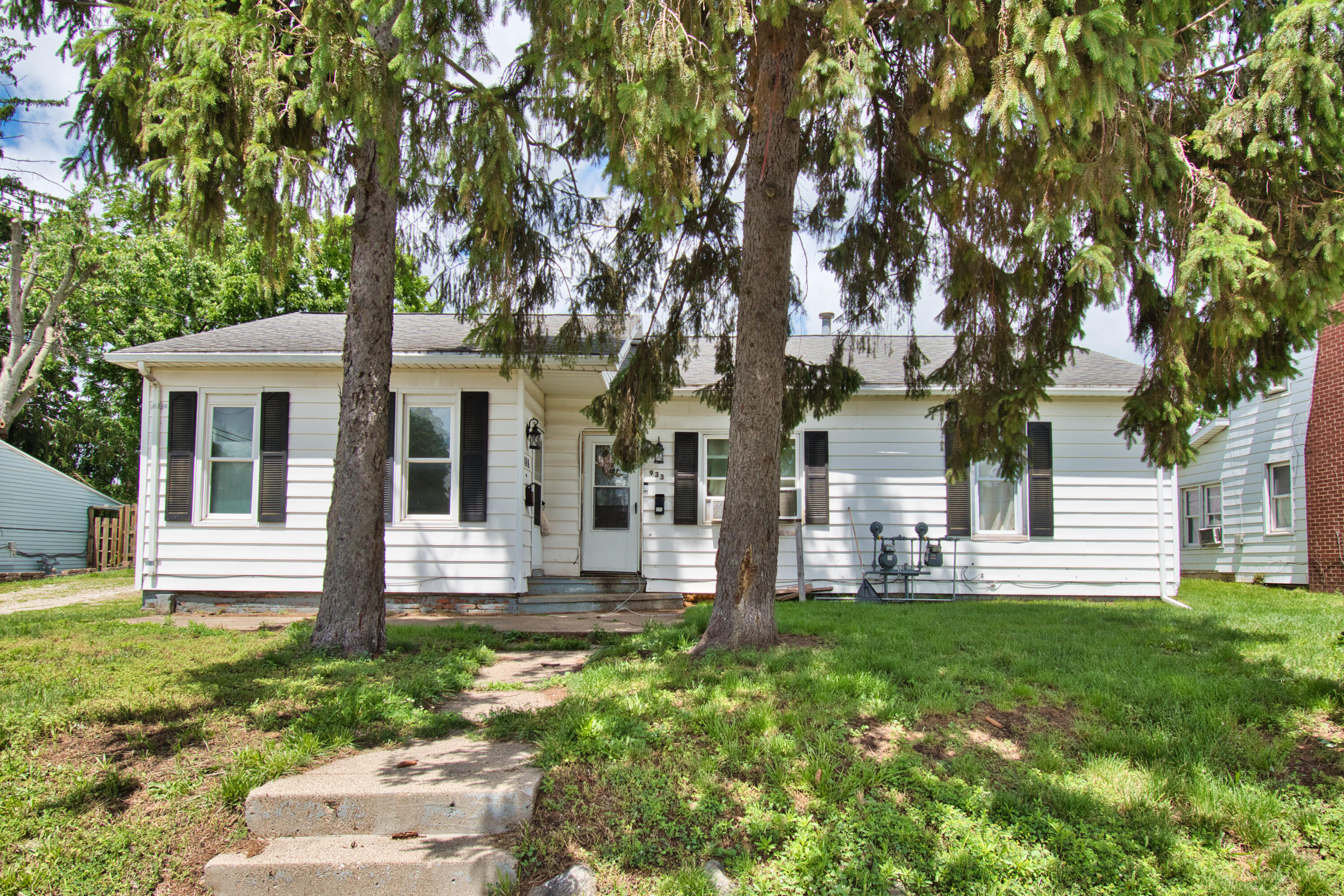 931 Cherry Street Property Photo 3