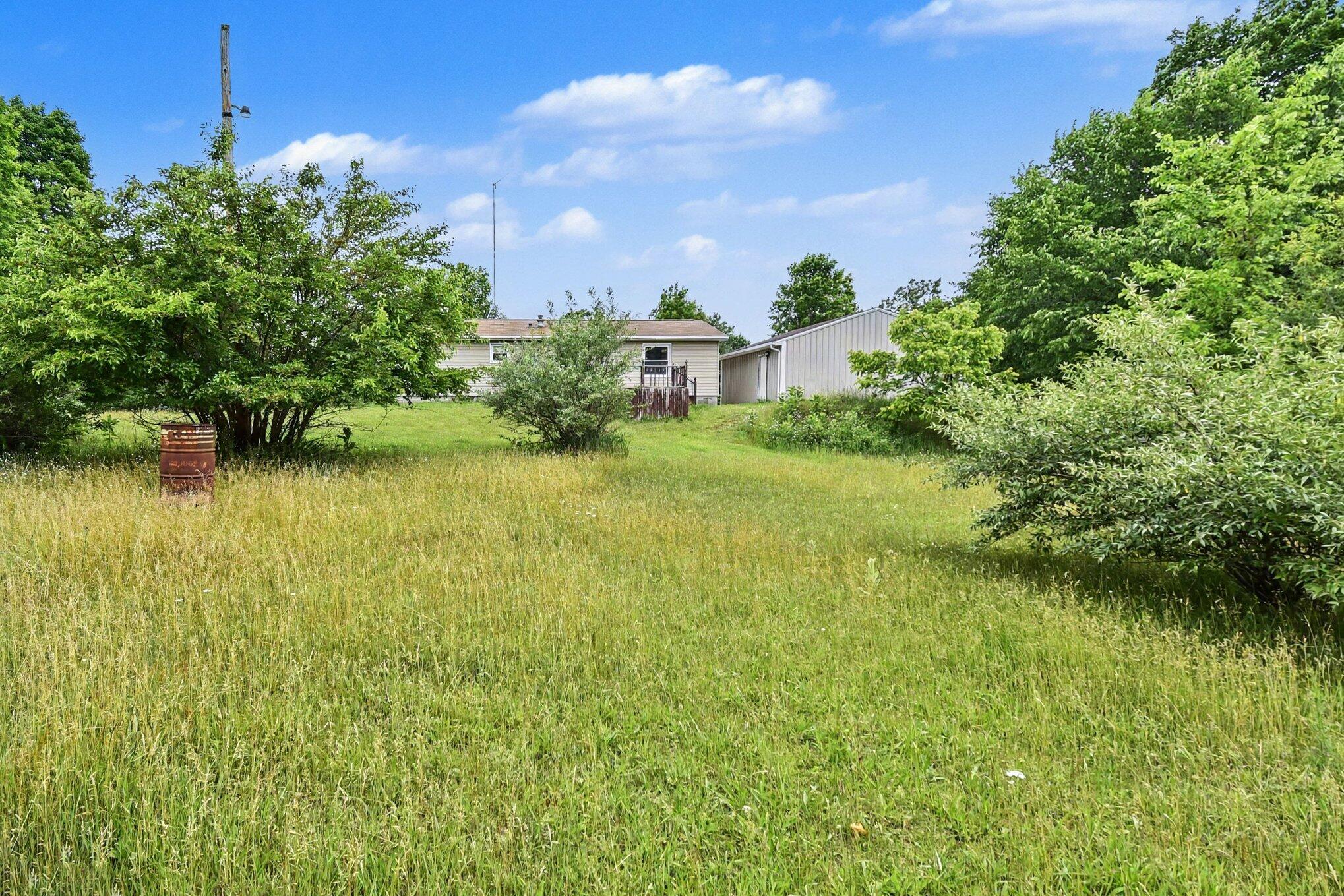 11644 E Hillis Road Property Photo 22