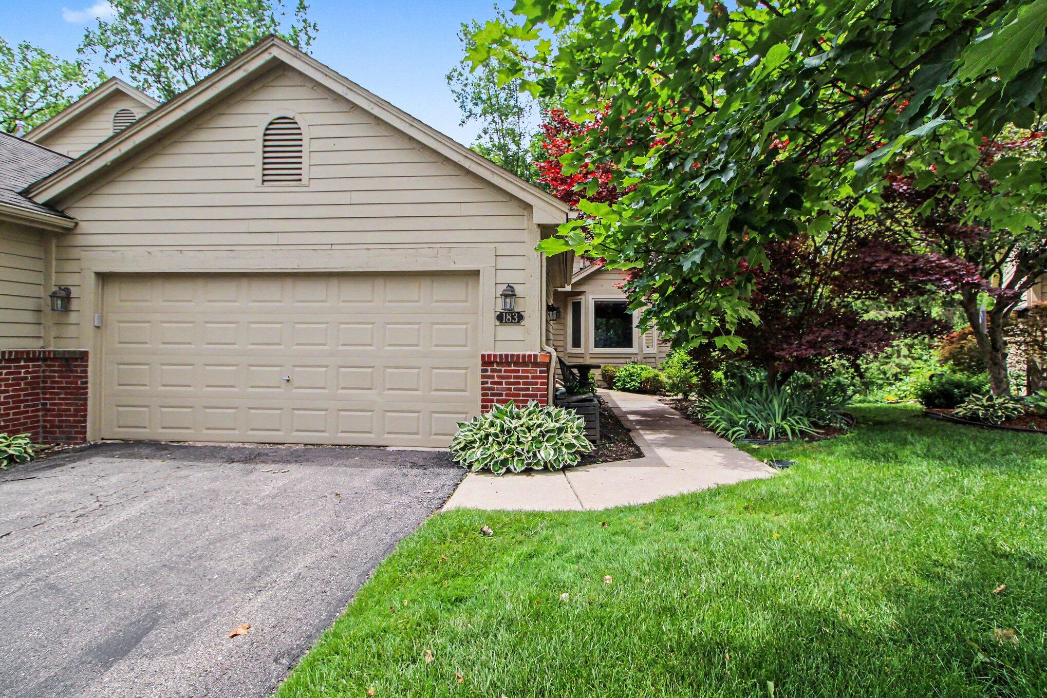 183 Kingsbrook Avenue 17 Property Photo 2