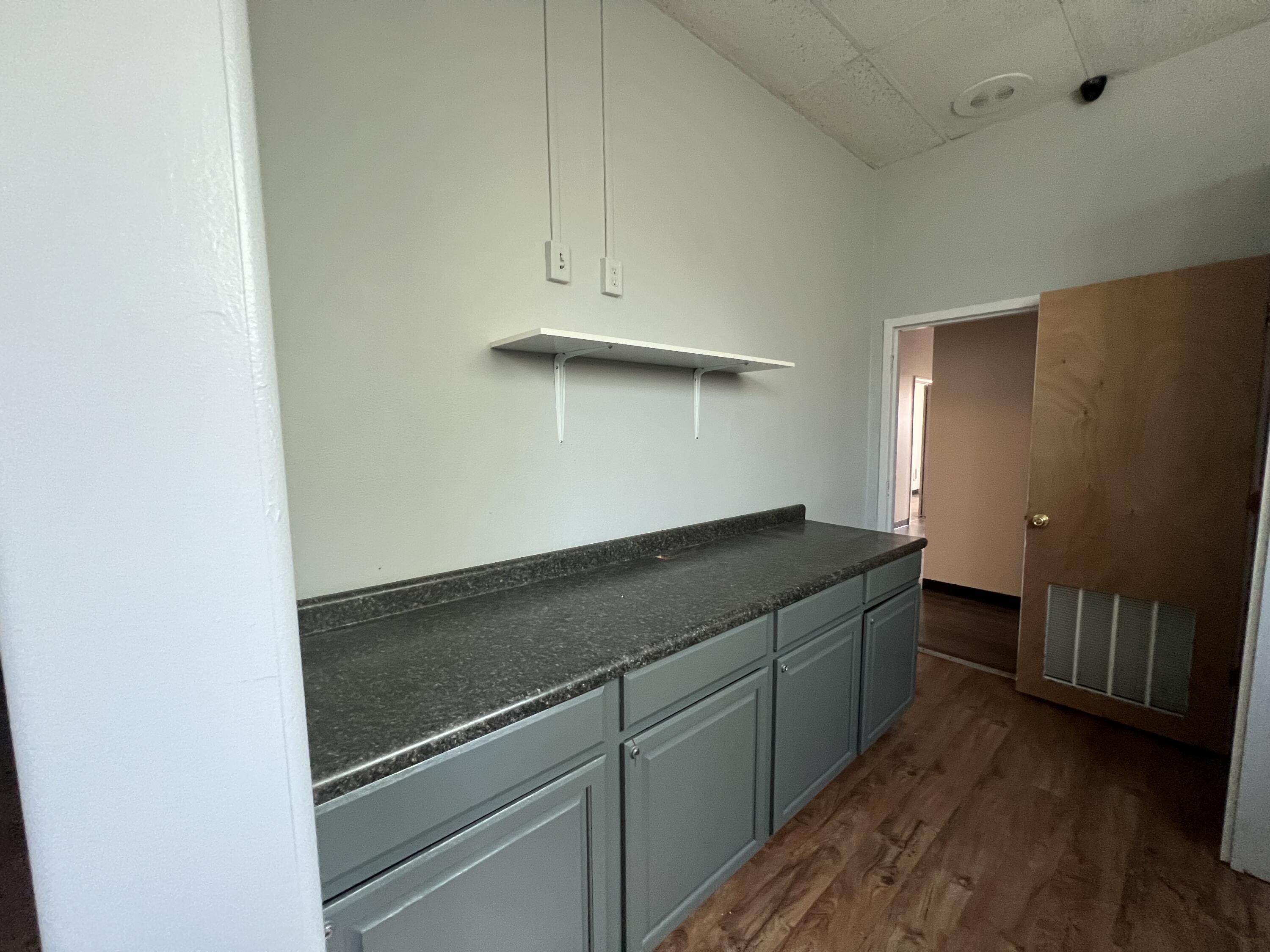 163 North Avenue Property Photo 7