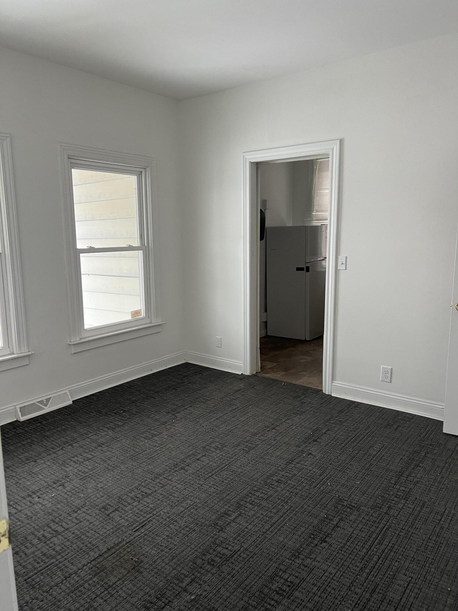 165 Capital Avenue Ne Property Photo 4