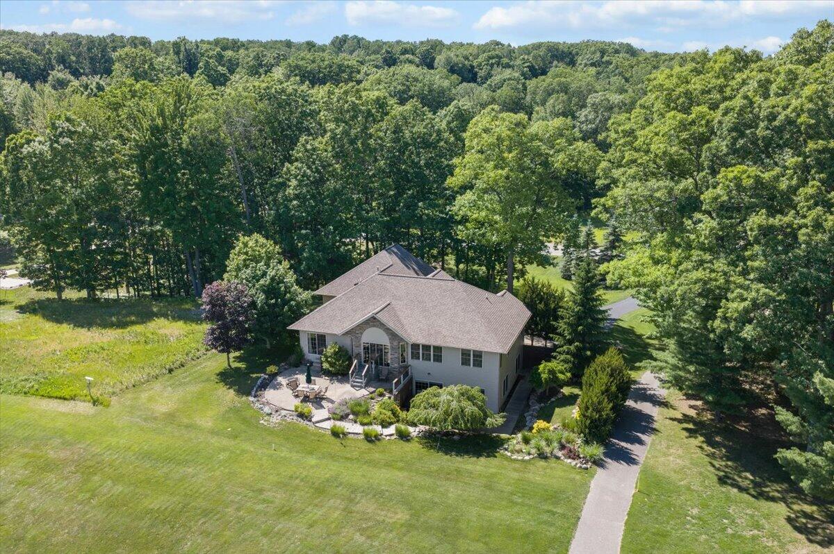 9482 Stonebridge Property Photo 3