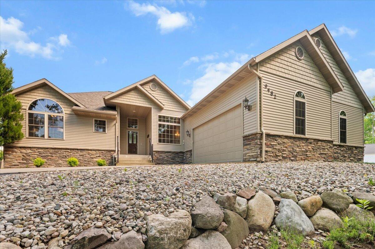 9482 Stonebridge Property Photo 7