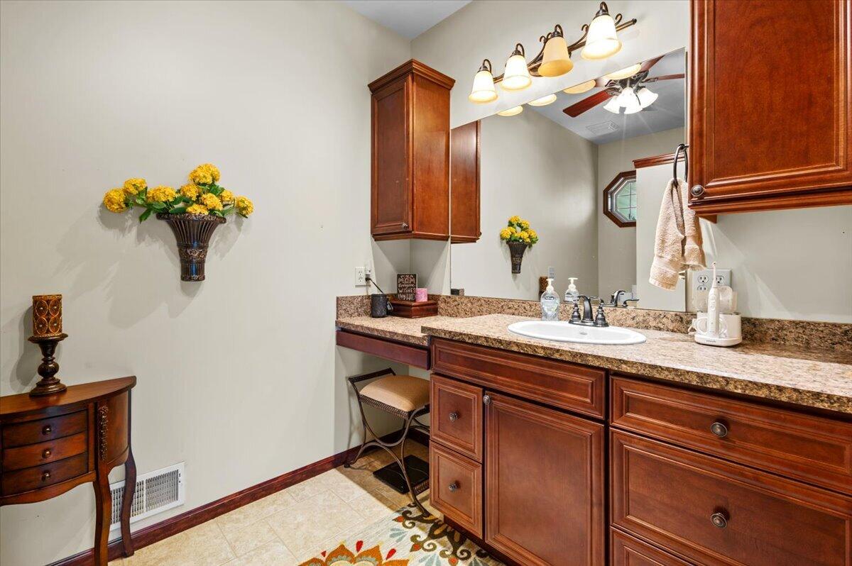 9482 Stonebridge Property Photo 25