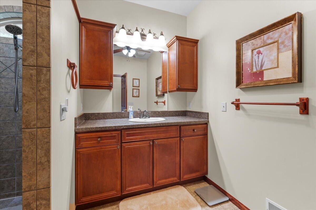 9482 Stonebridge Property Photo 28