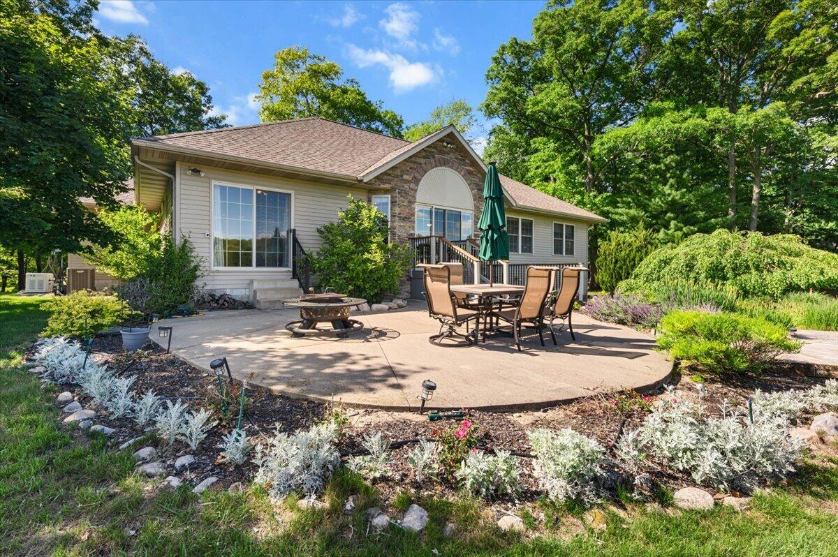 9482 Stonebridge Property Photo 39