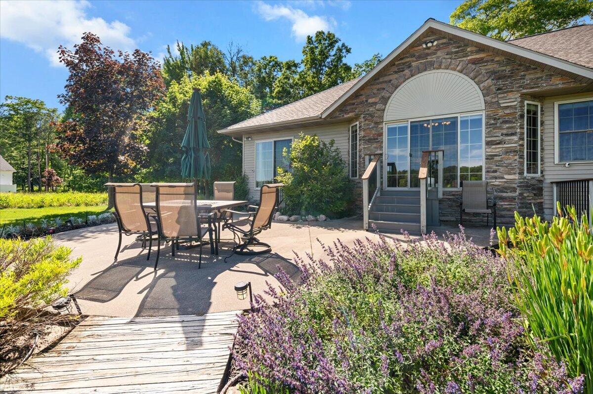 9482 Stonebridge Property Photo 40