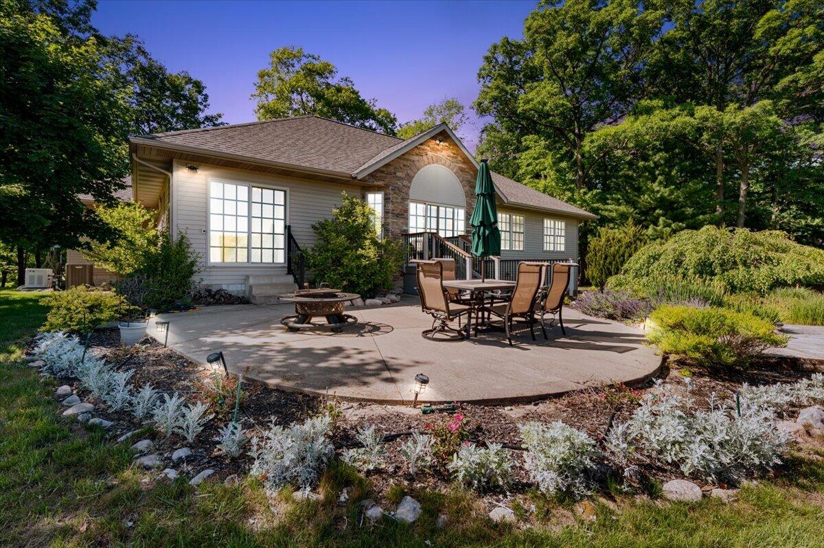 9482 Stonebridge Property Photo 45