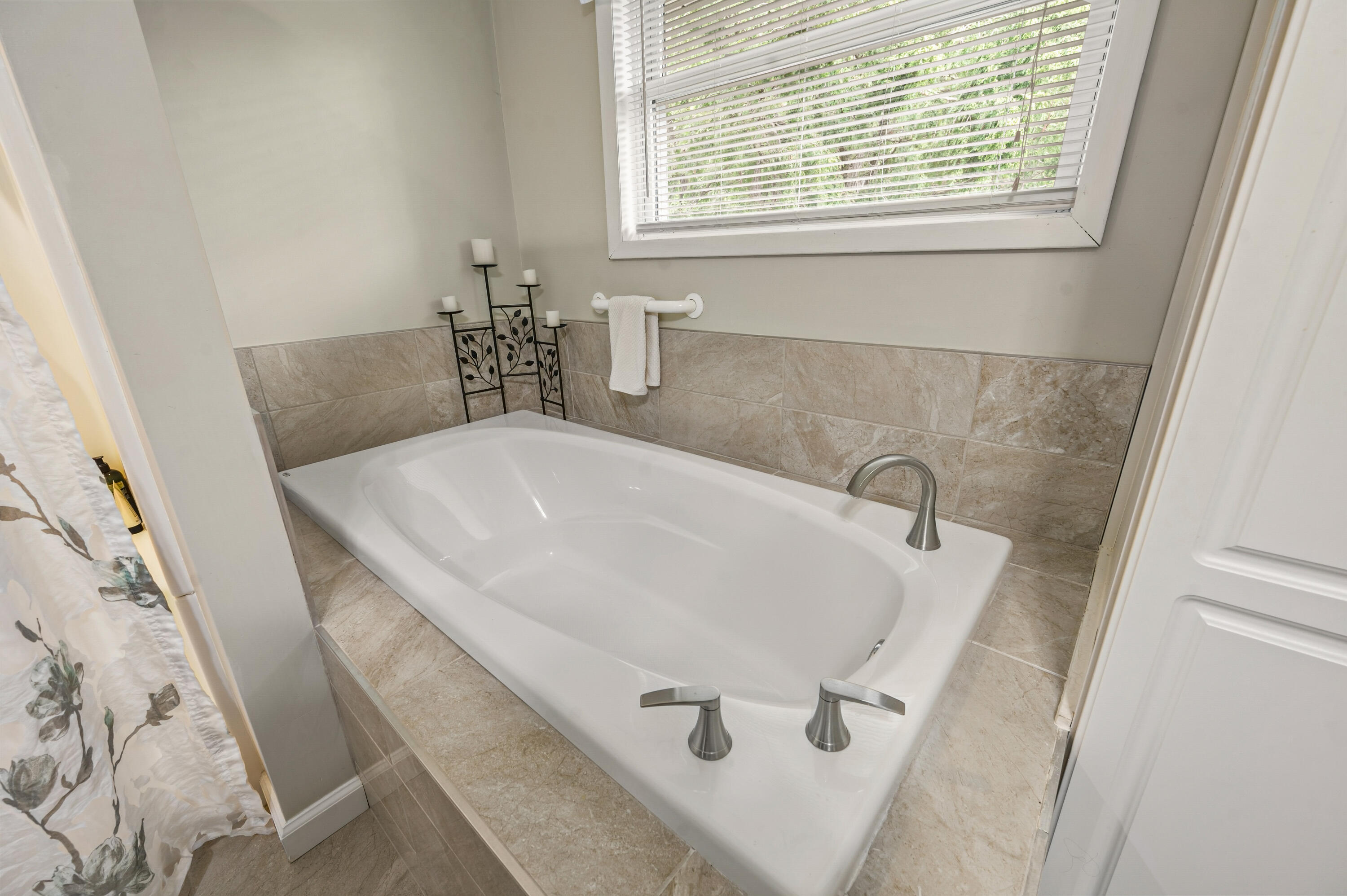13325 Donna Road Property Photo 21