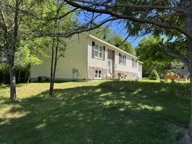 1021 Orchard Avenue Property Photo 4