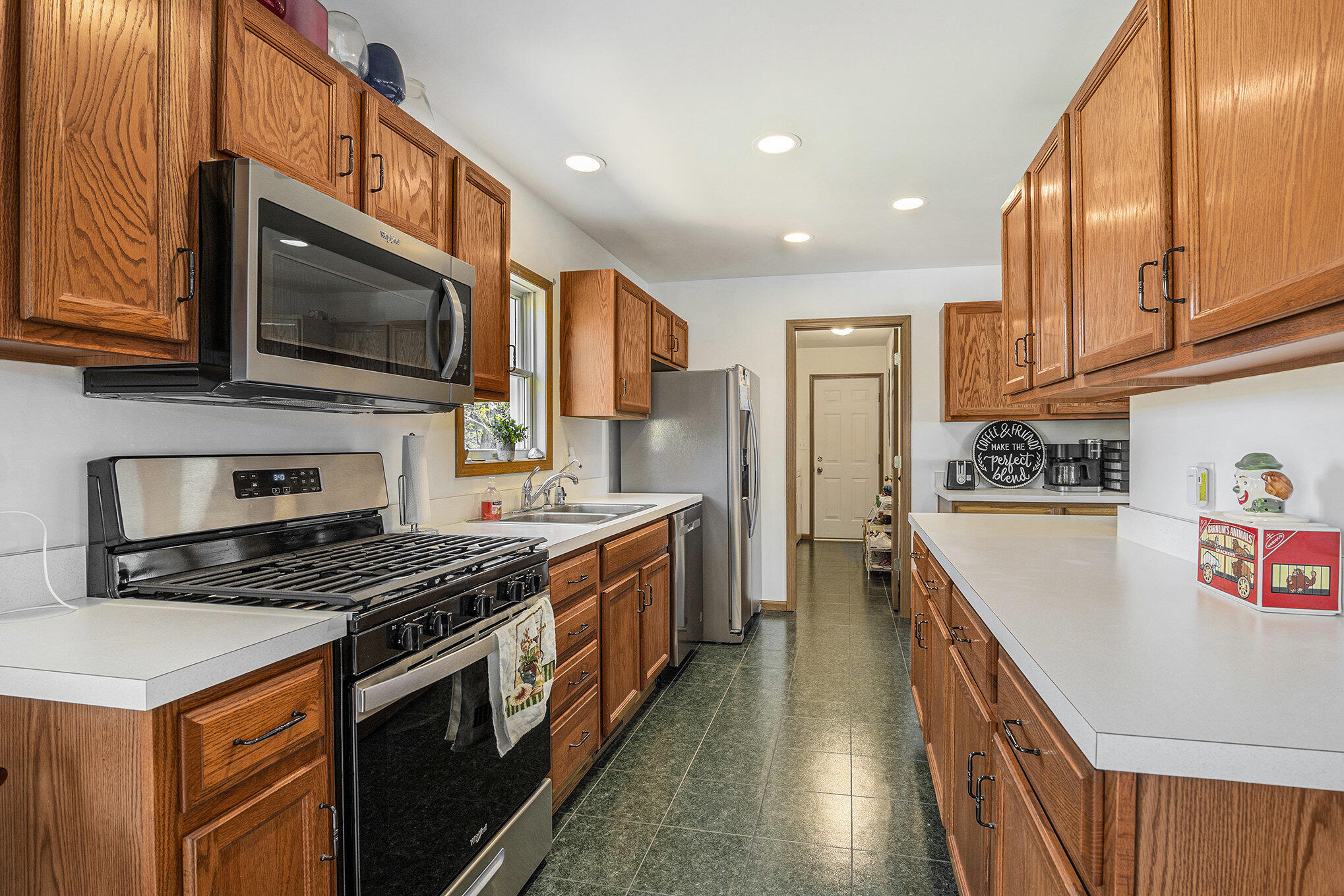 1021 Orchard Avenue Property Photo 7