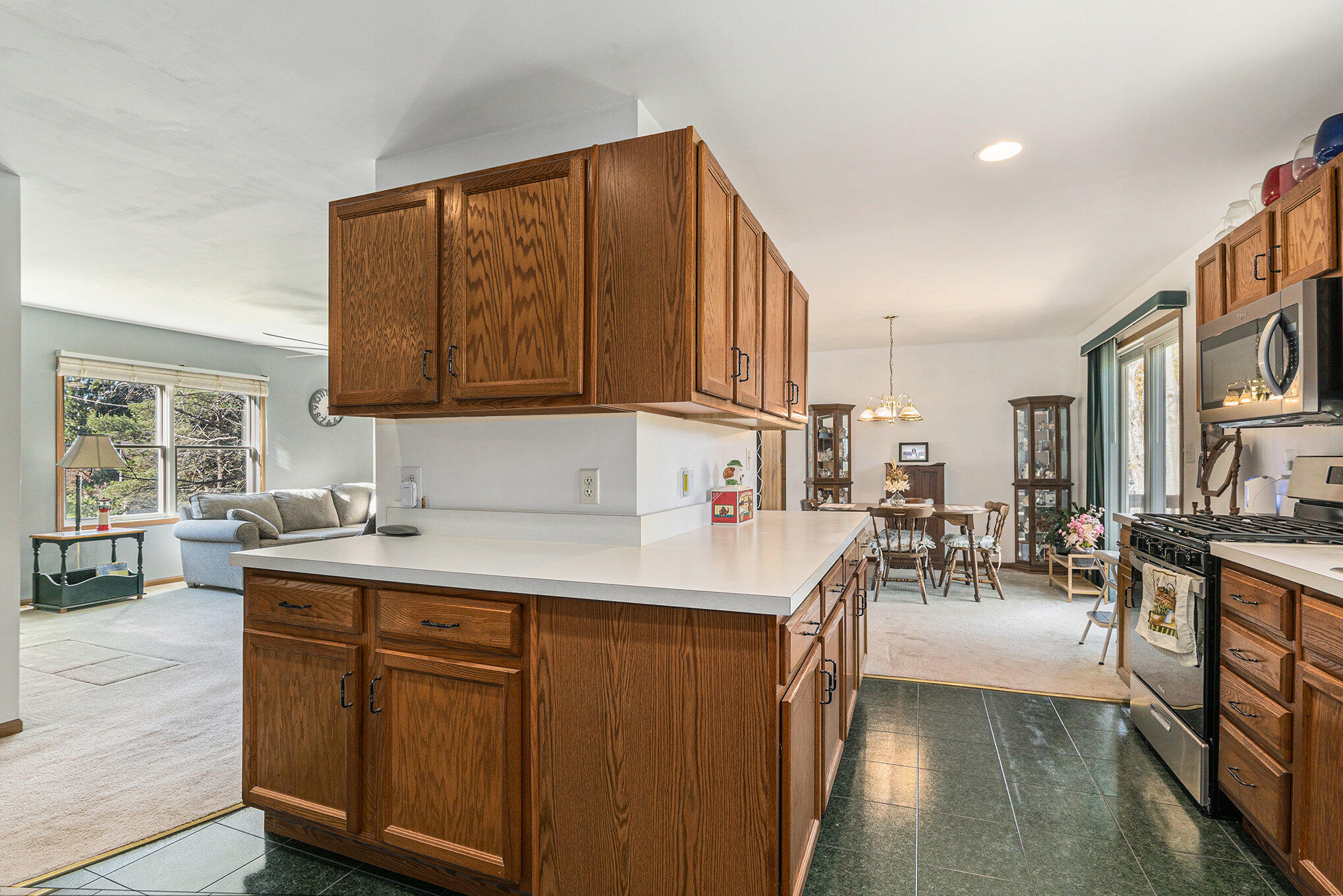 1021 Orchard Avenue Property Photo 8
