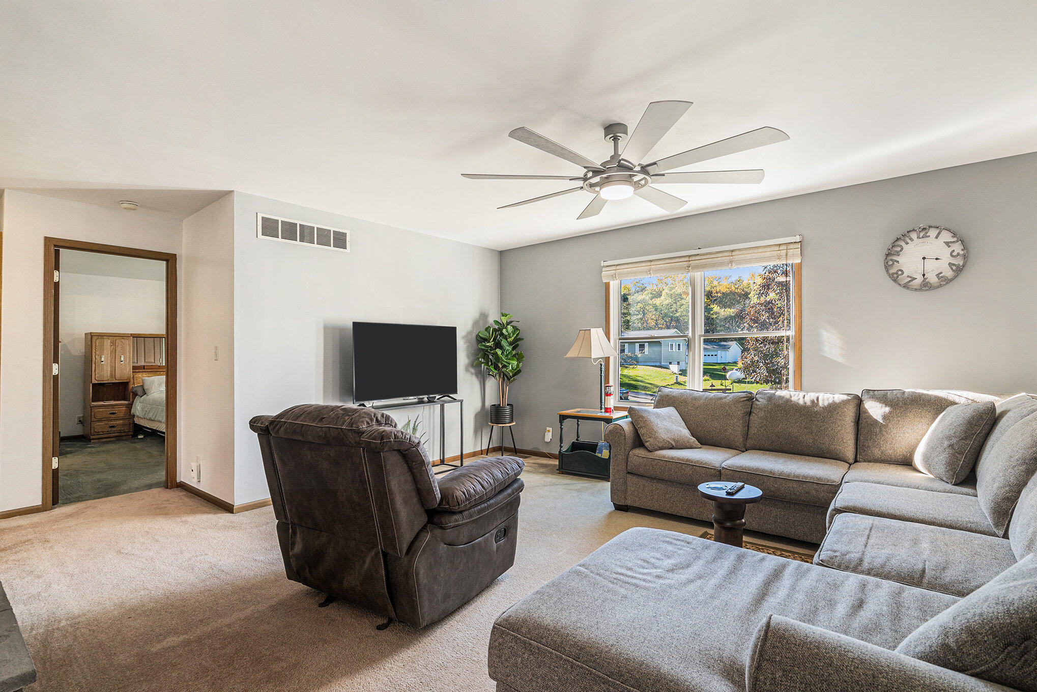 1021 Orchard Avenue Property Photo 10