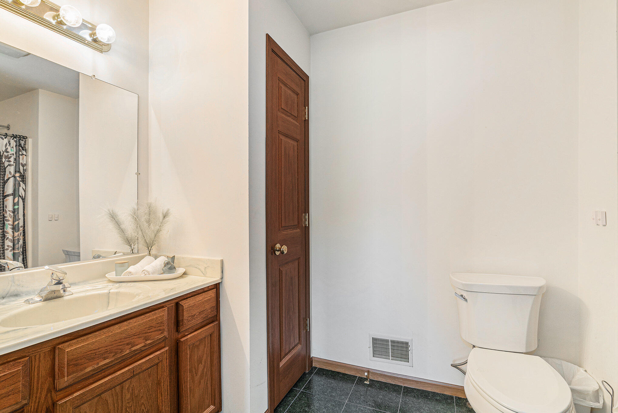 1021 Orchard Avenue Property Photo 15