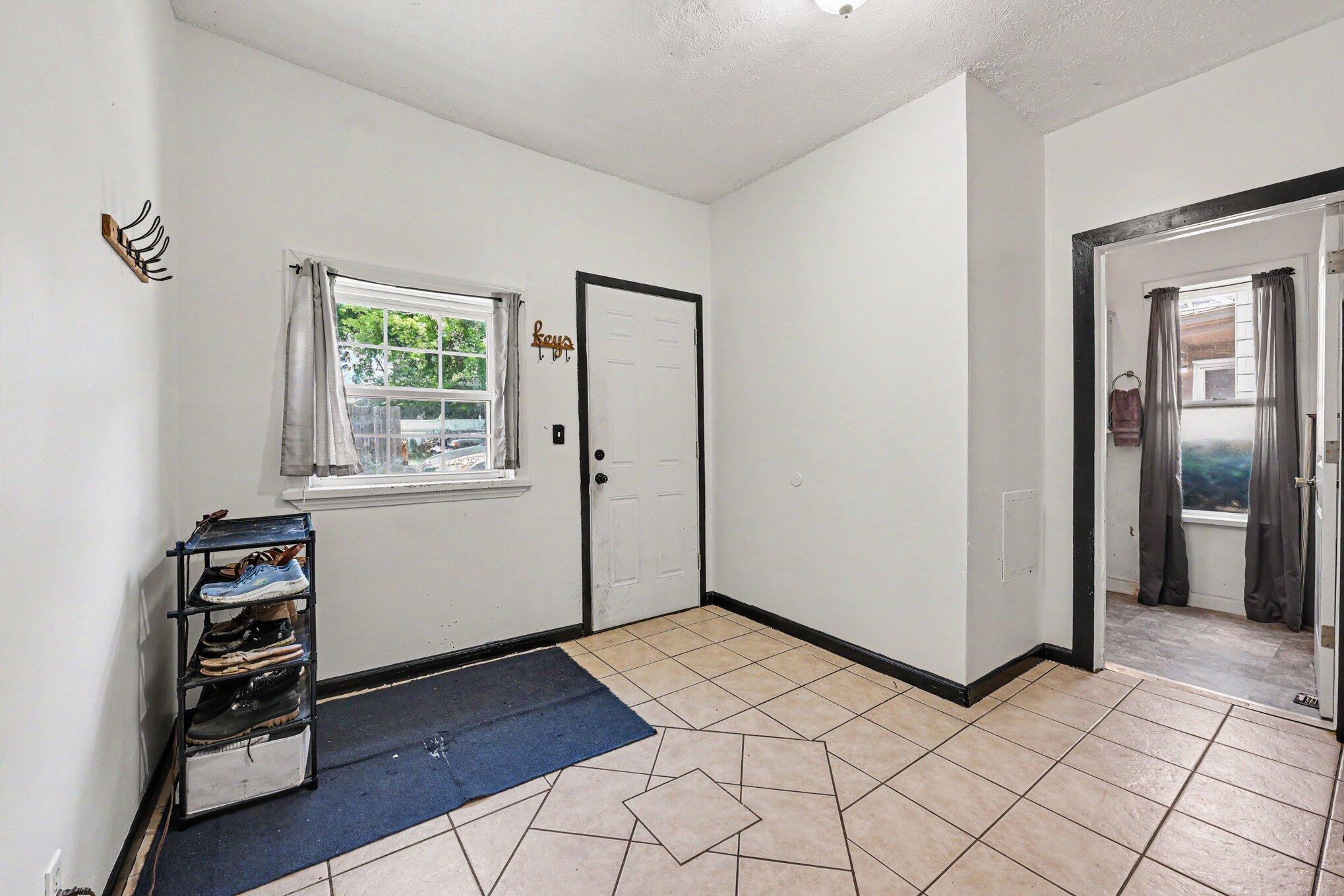 1024 Cooper Street Property Photo 9
