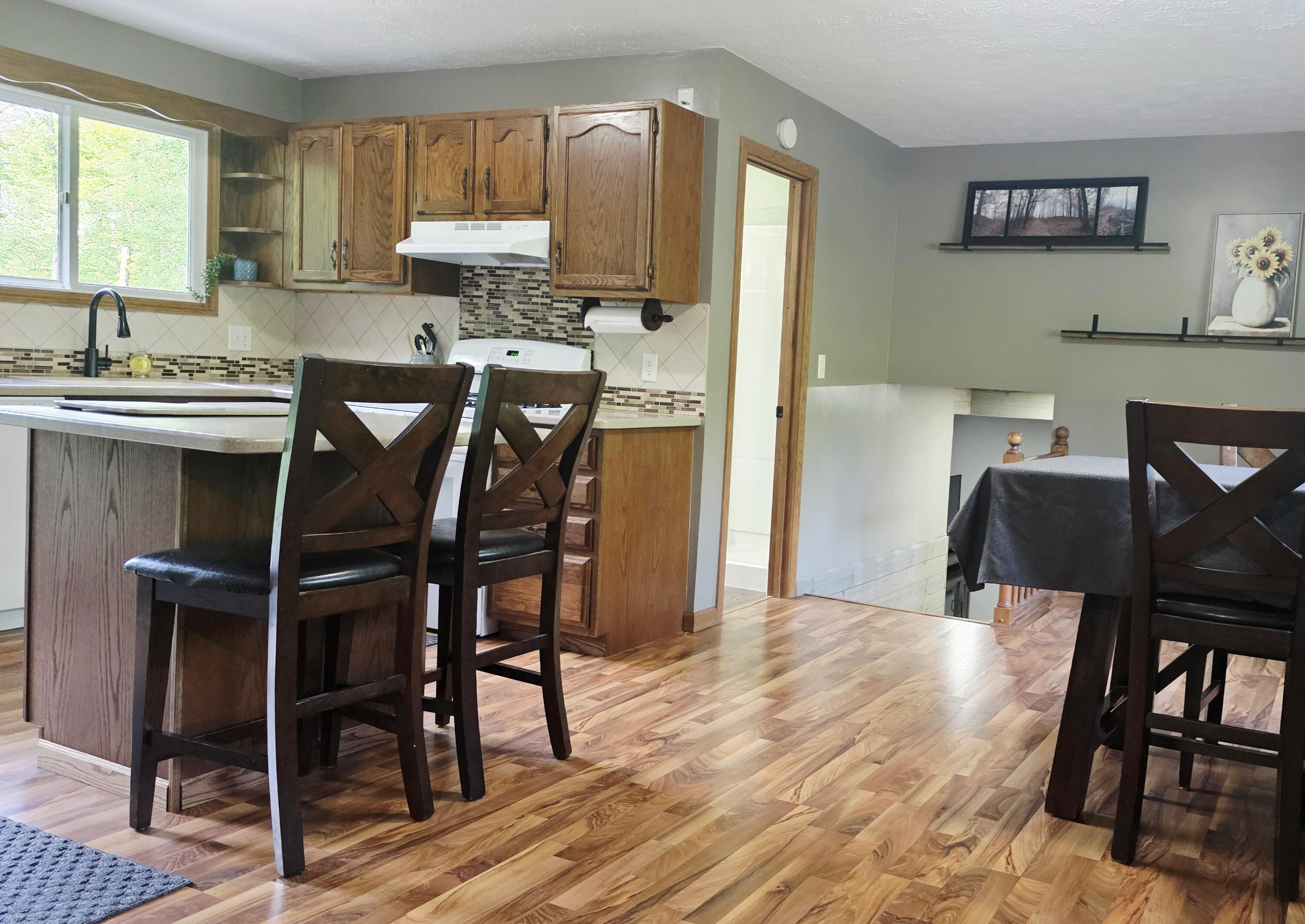 2790 W Wing Road Property Photo 12