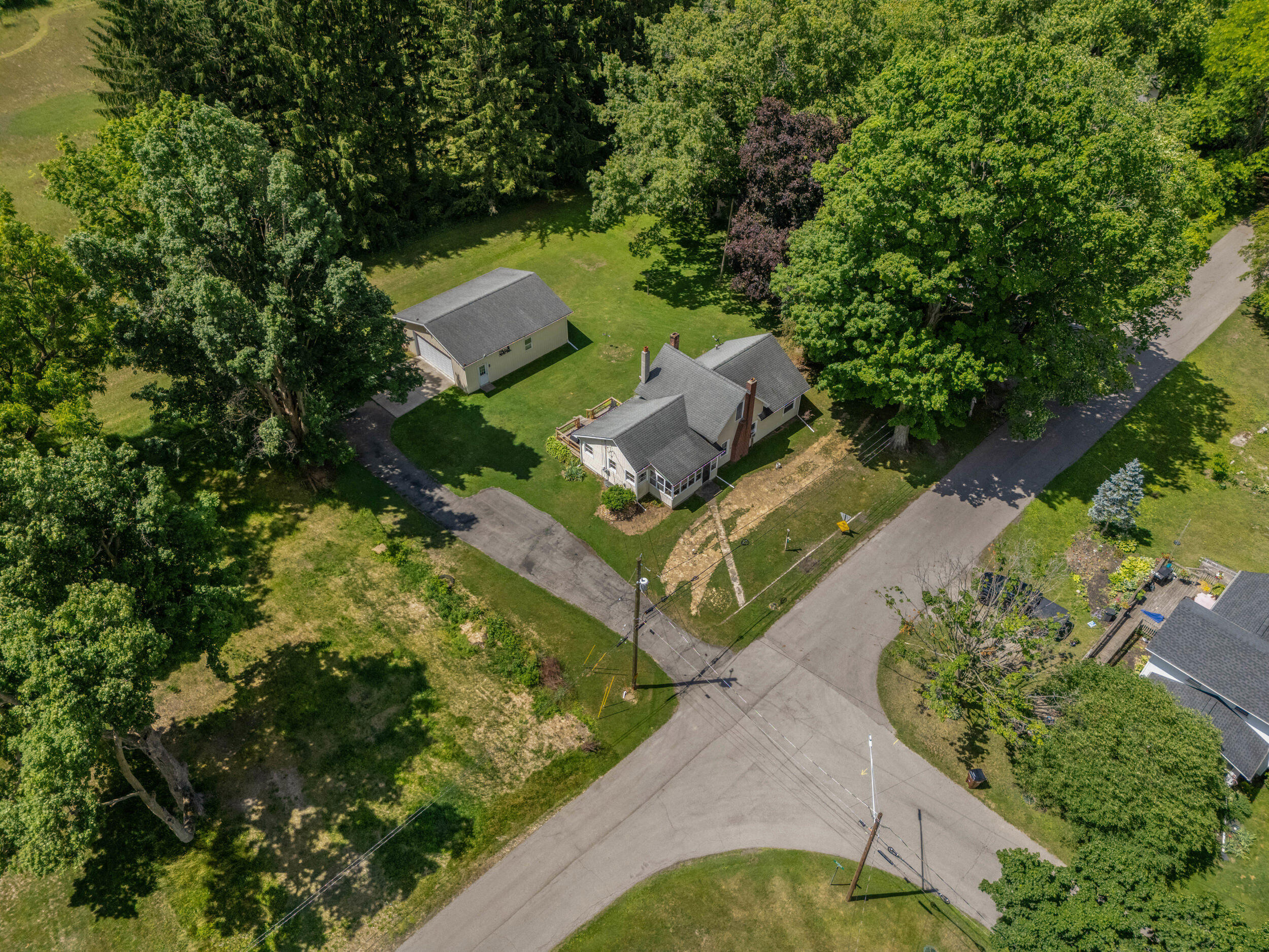 101 Hanover Court Property Photo 15