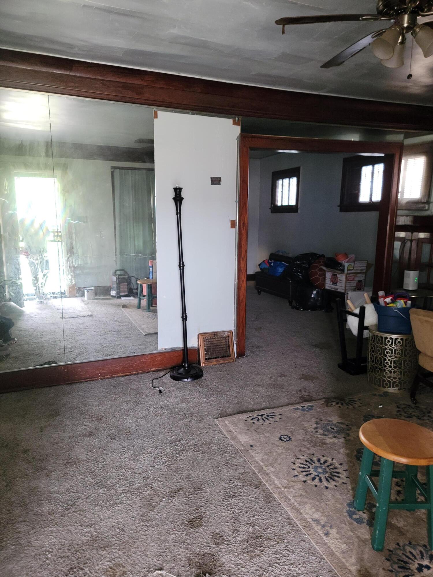 5545 Pacific Avenue Property Photo 3
