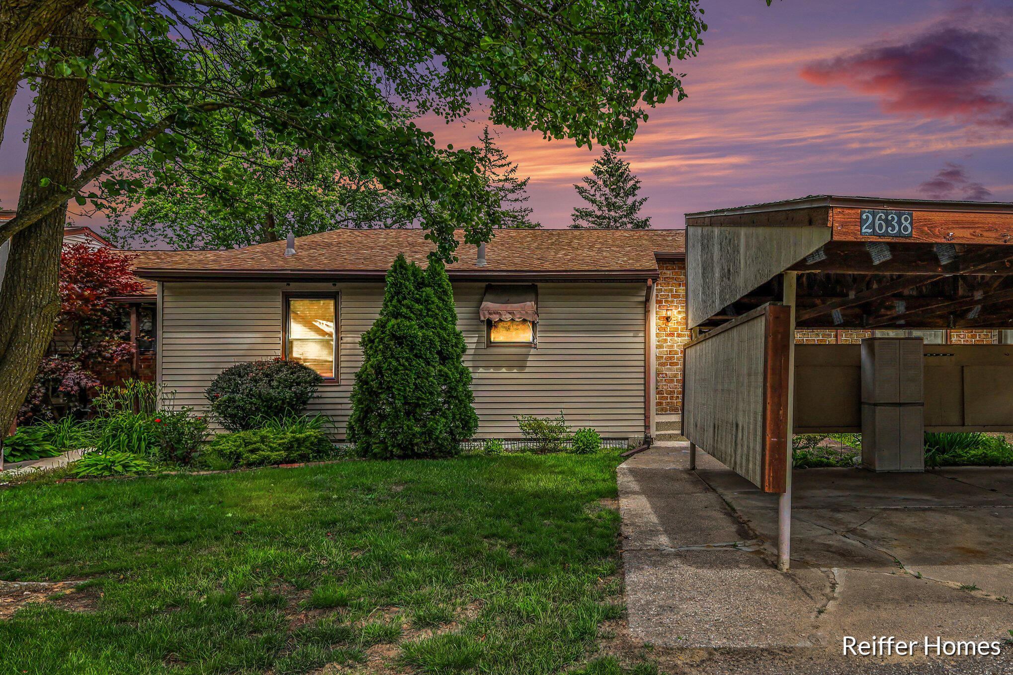 2638 Chatham Woods Drive SE Property Photo 1