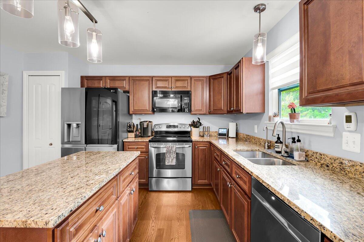 760 Pembroke Drive Property Photo 12