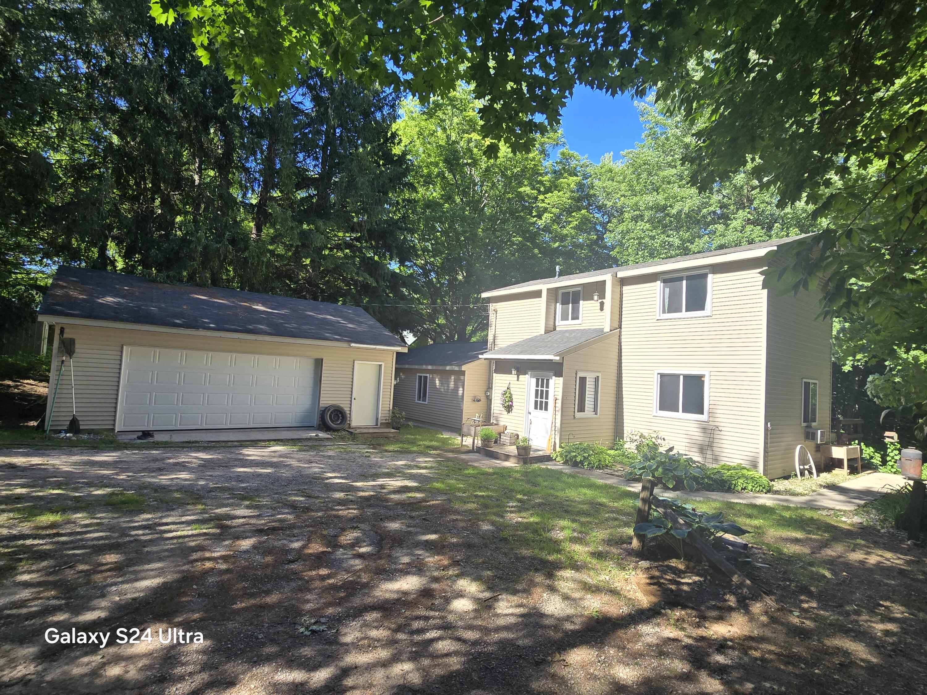 7455 Mcclellan Road Property Photo 3