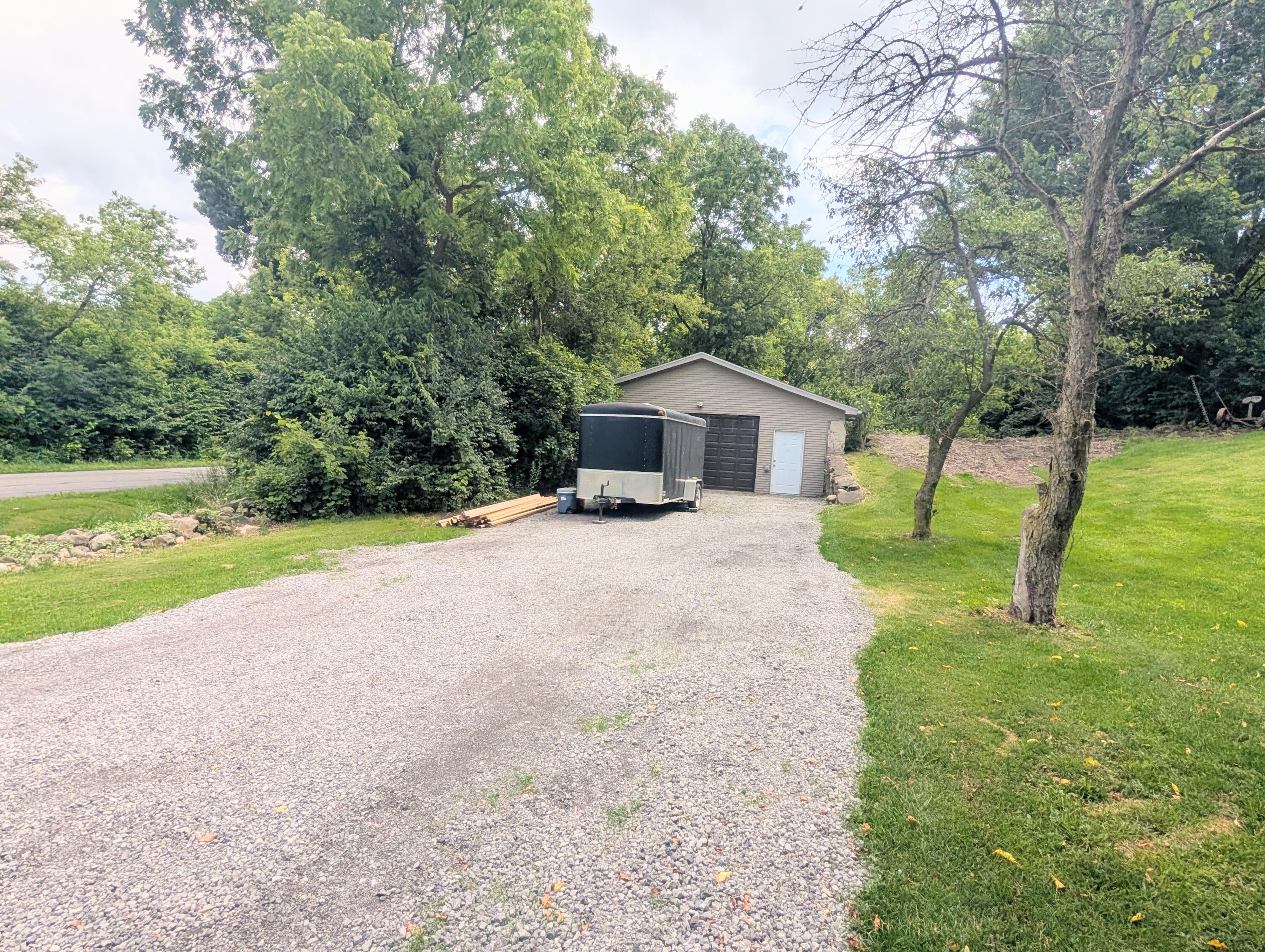 5900 Springbrook Road Property Photo 10