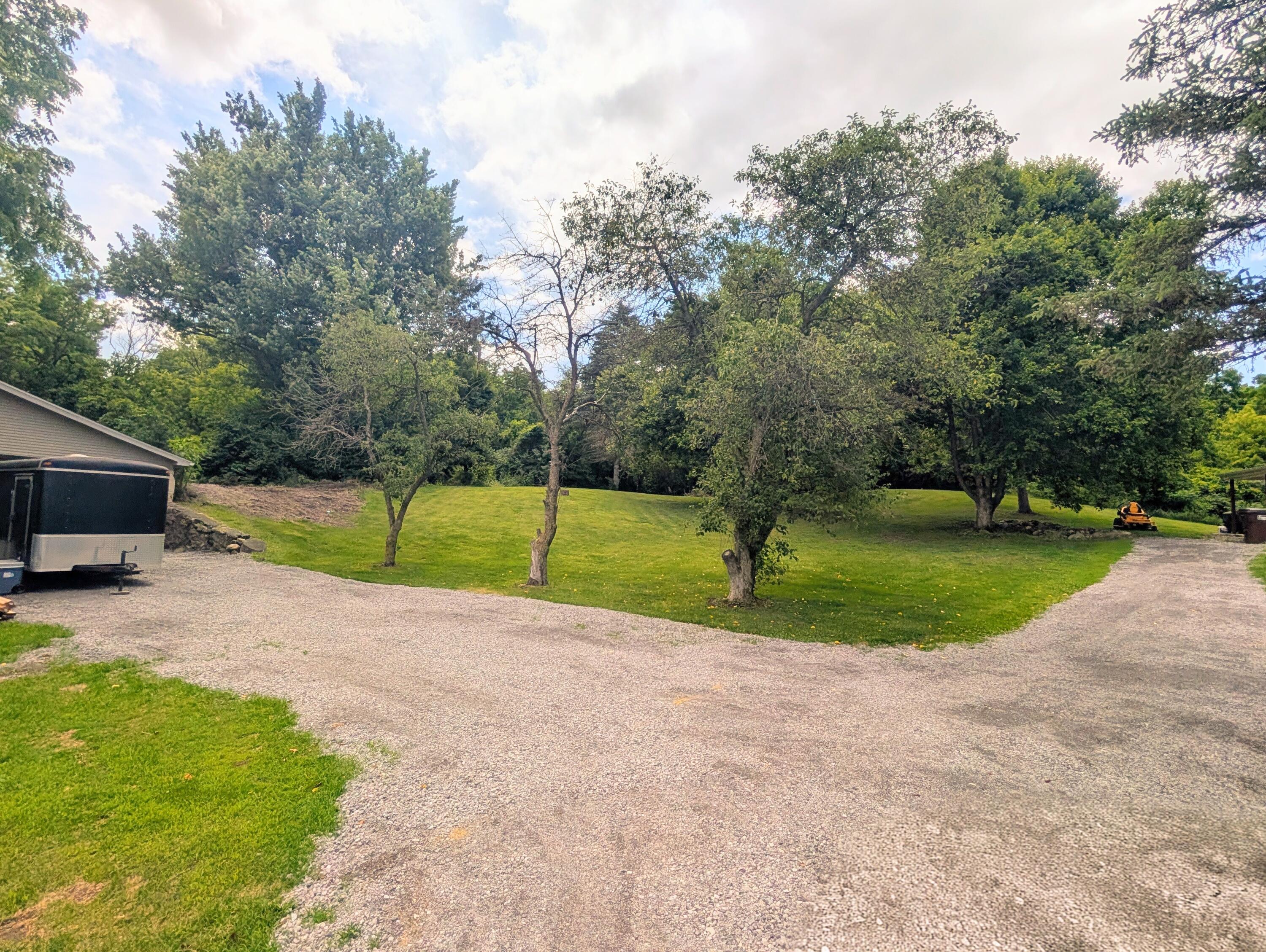 5900 Springbrook Road Property Photo 11