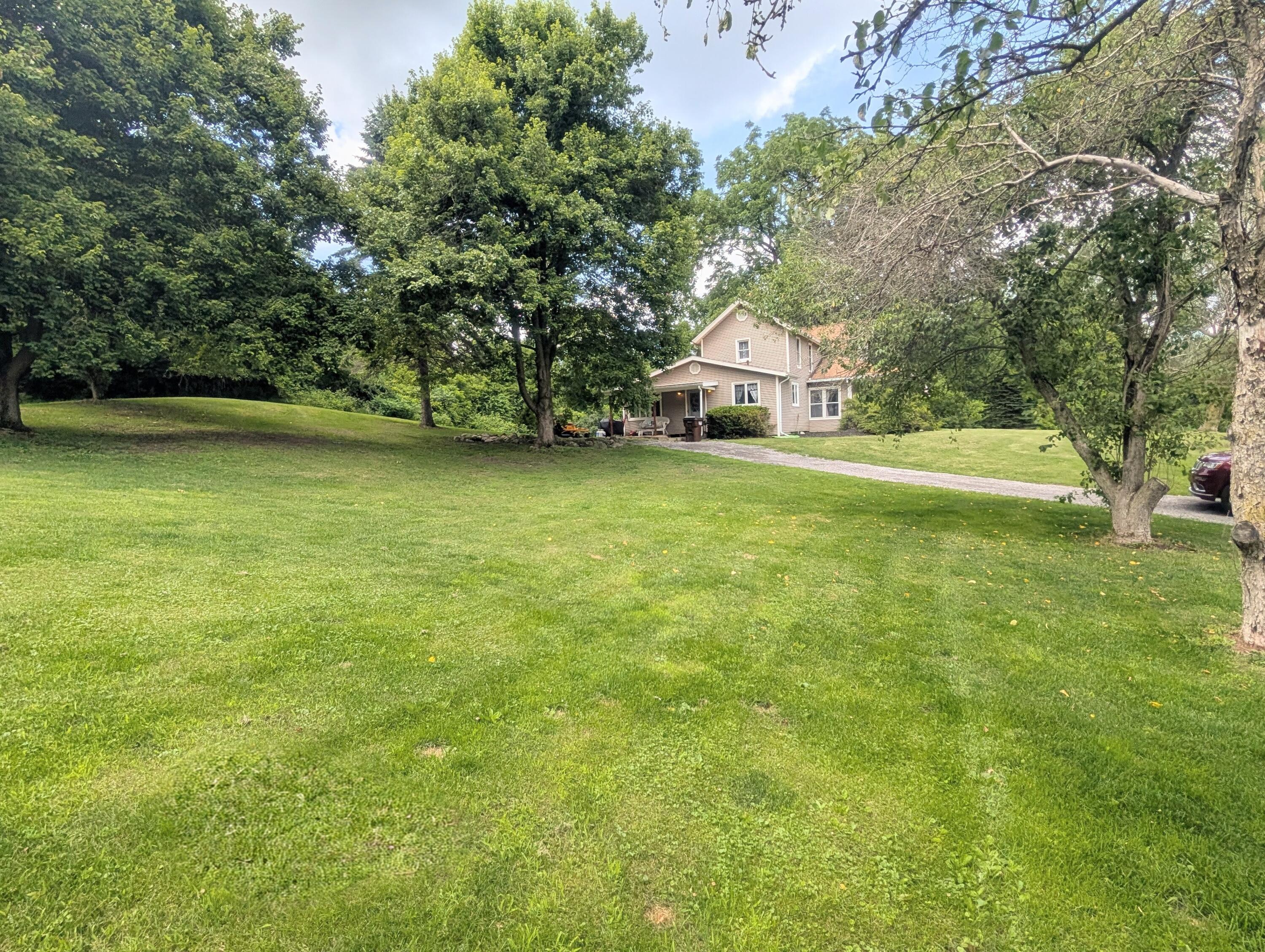 5900 Springbrook Road Property Photo 13