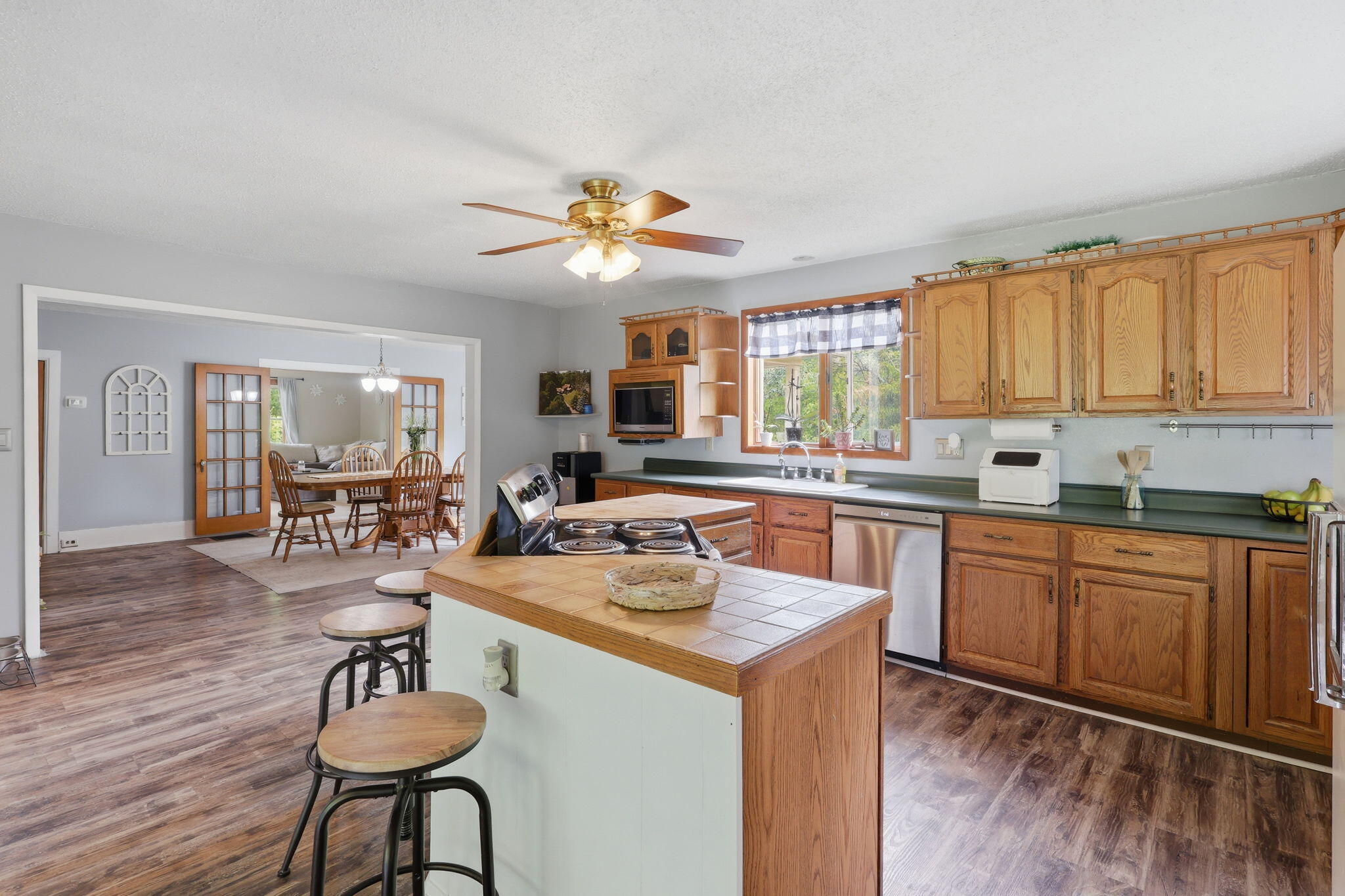5900 Springbrook Road Property Photo 18