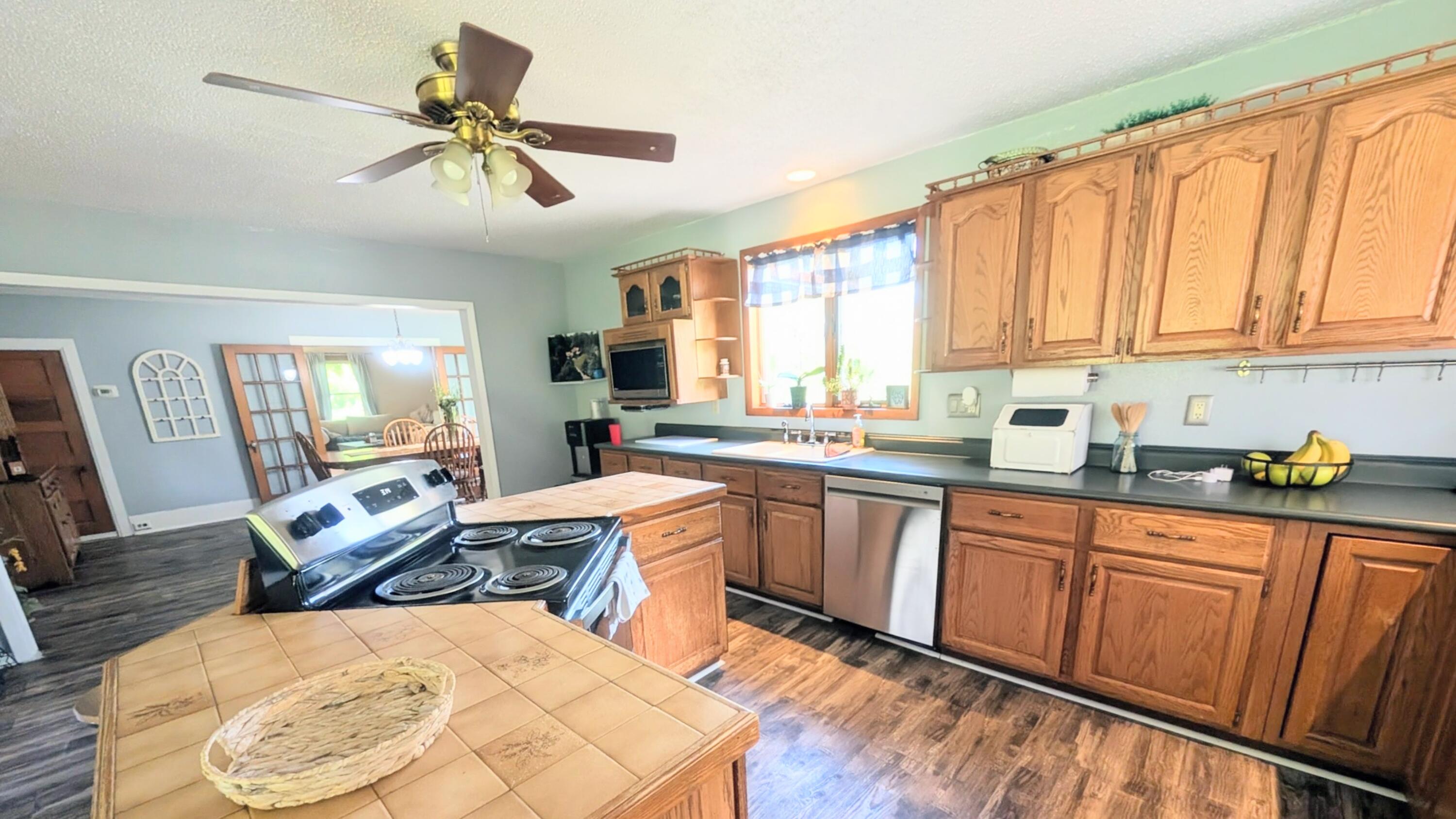 5900 Springbrook Road Property Photo 19
