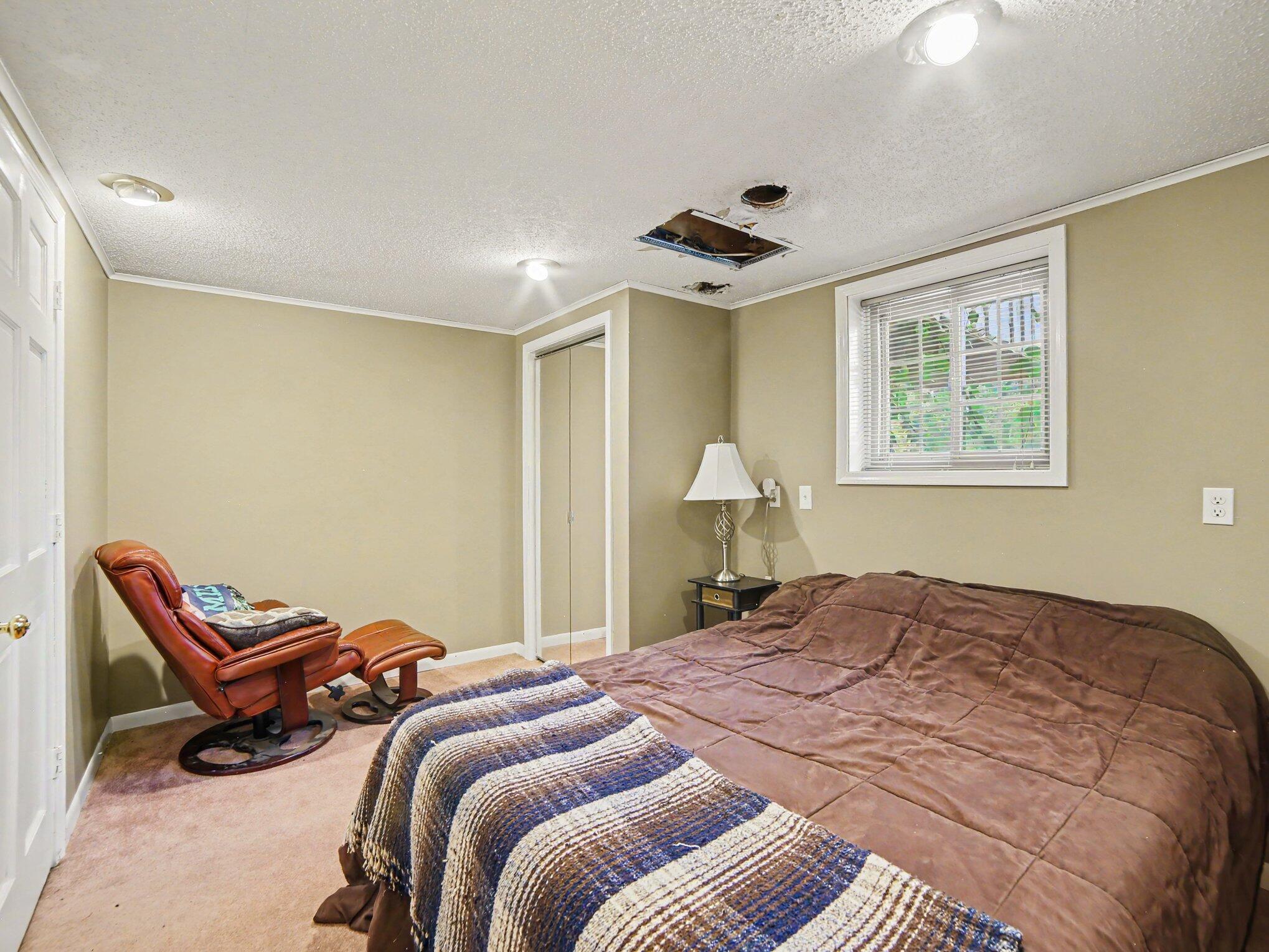 9154 Old Highway 99 Property Photo 15