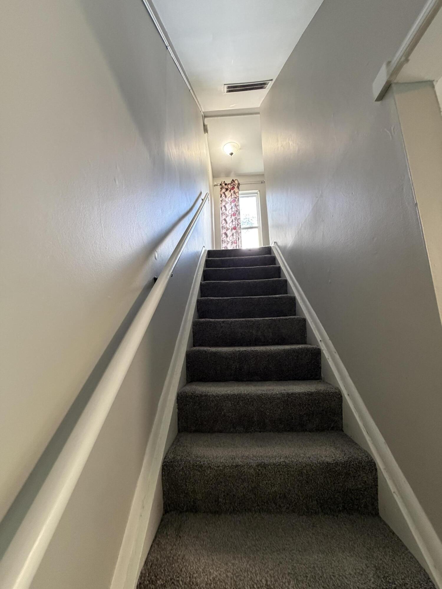 3439 Kenbrooke Court Property Photo 6