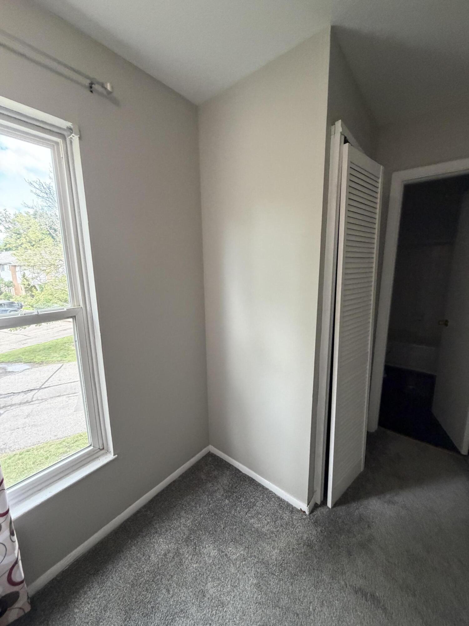 3439 Kenbrooke Court Property Photo 7