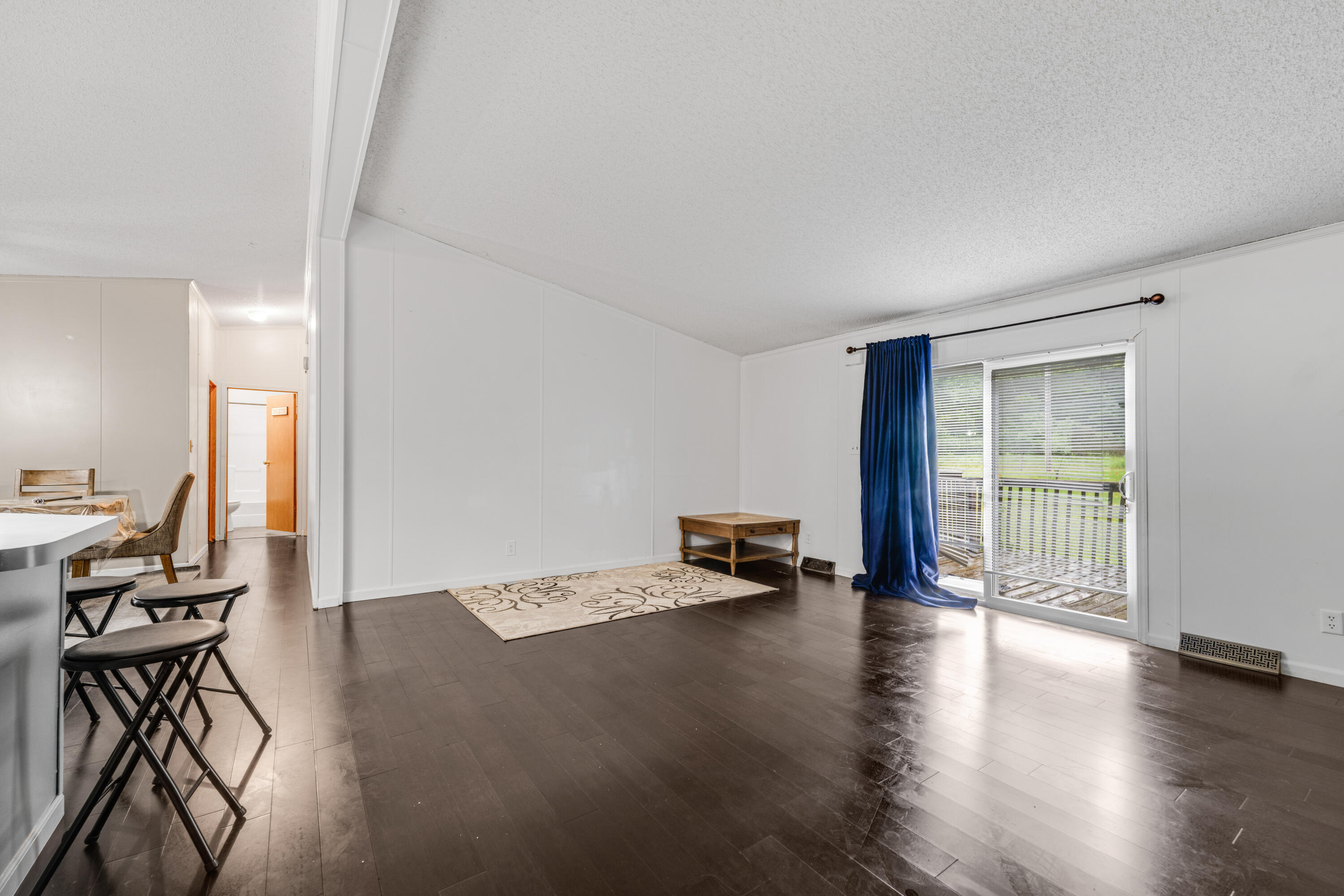 430 N Blue Creek Road Property Photo 8
