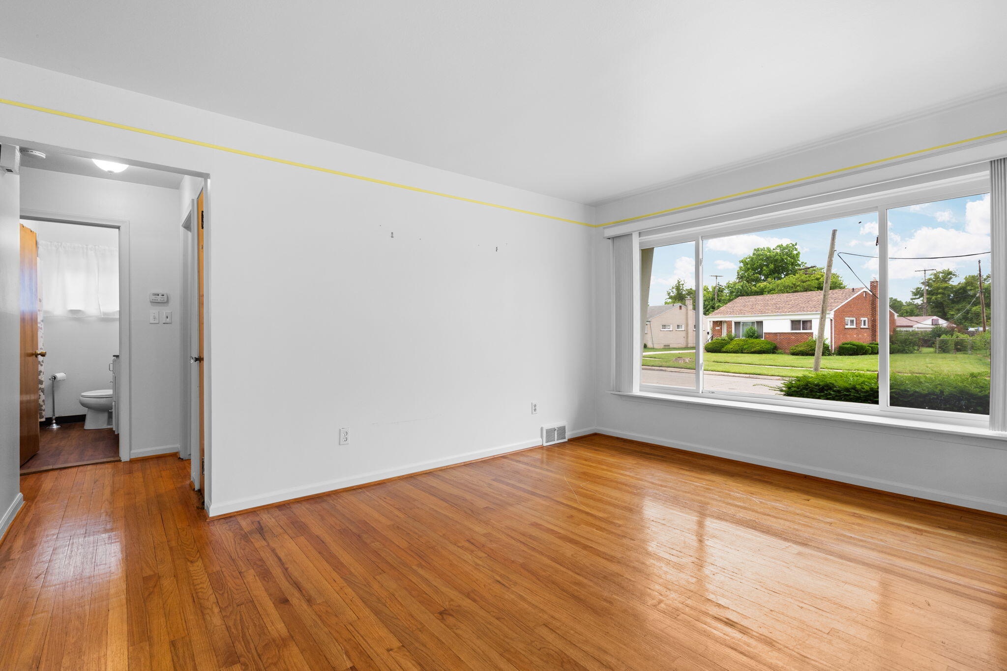 29919 Spring Arbor Drive Property Photo 8