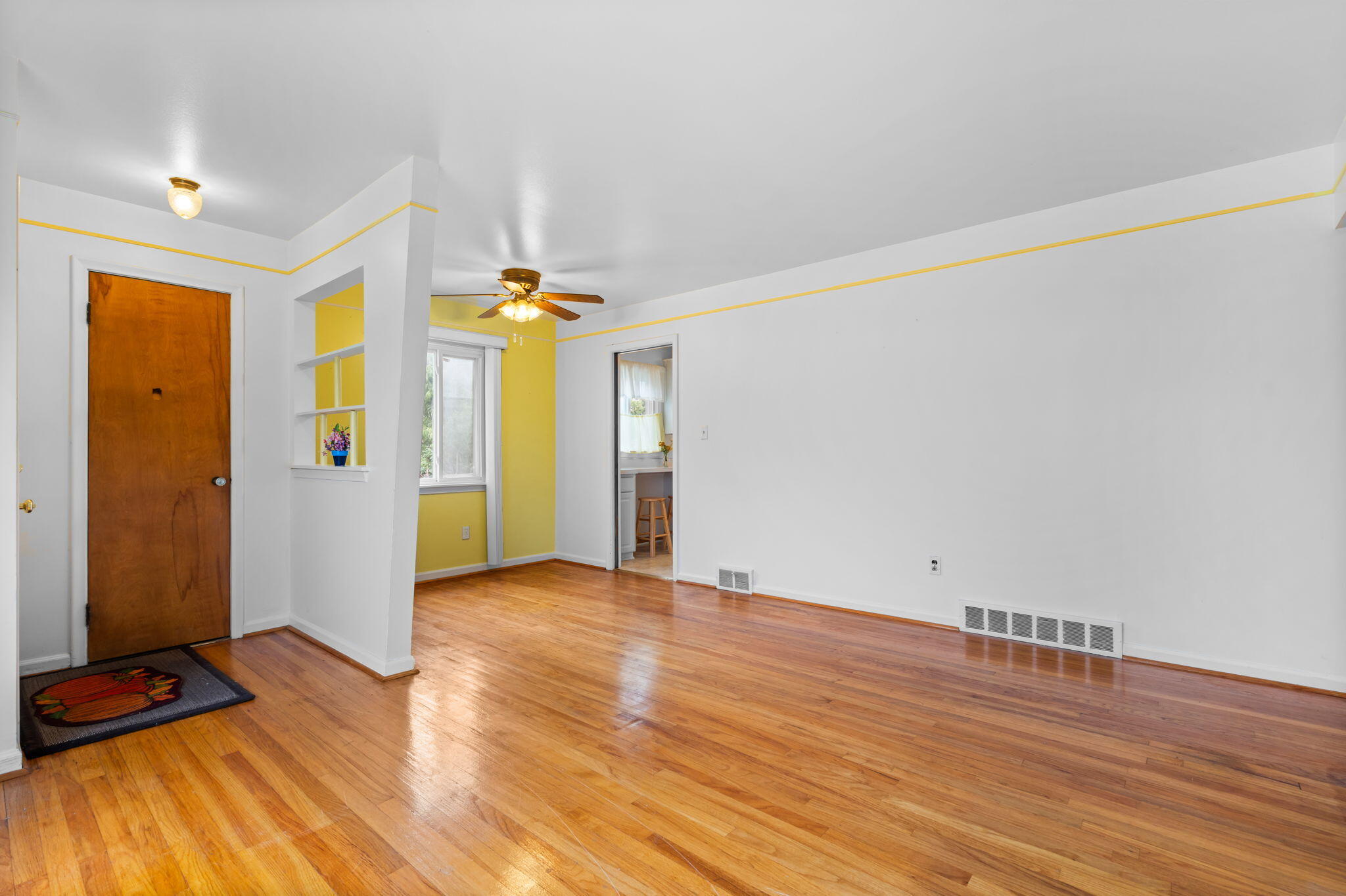 29919 Spring Arbor Drive Property Photo 11