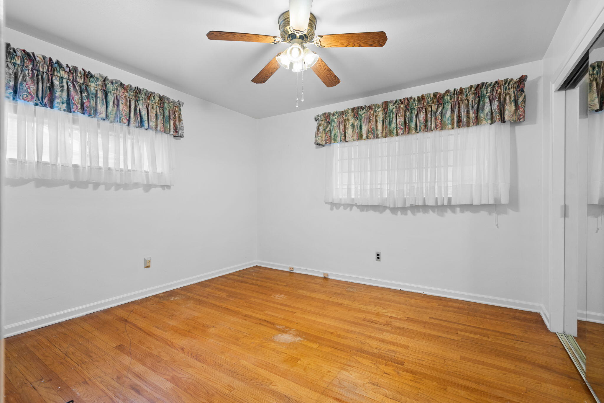 29919 Spring Arbor Drive Property Photo 23