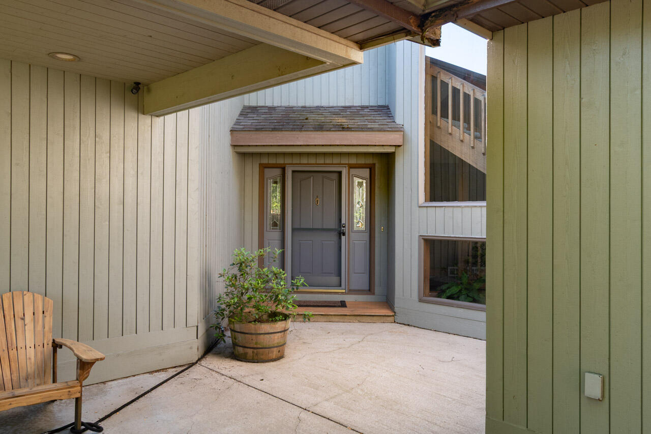 381 Timber Drive Property Photo 6