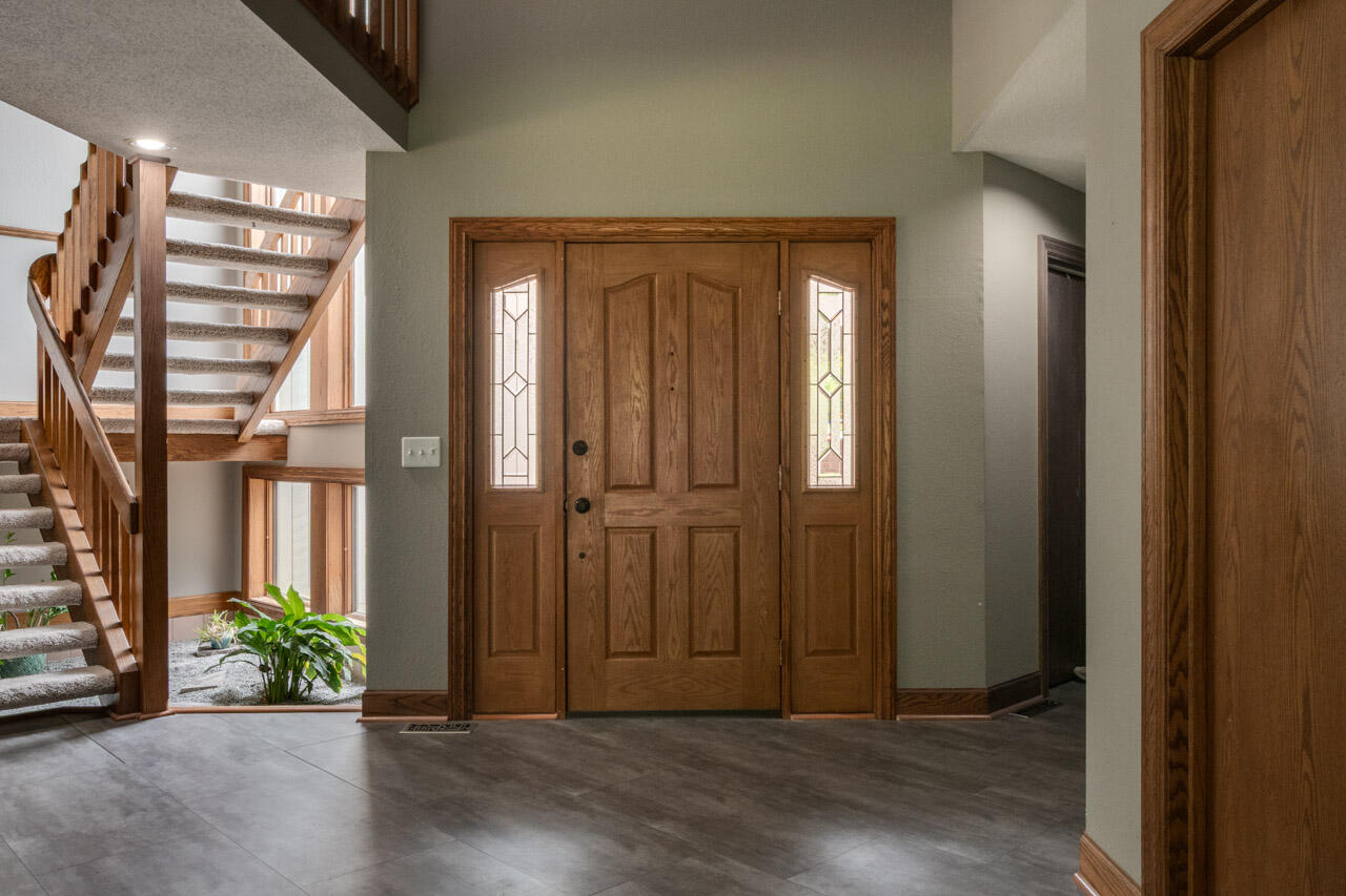 381 Timber Drive Property Photo 8