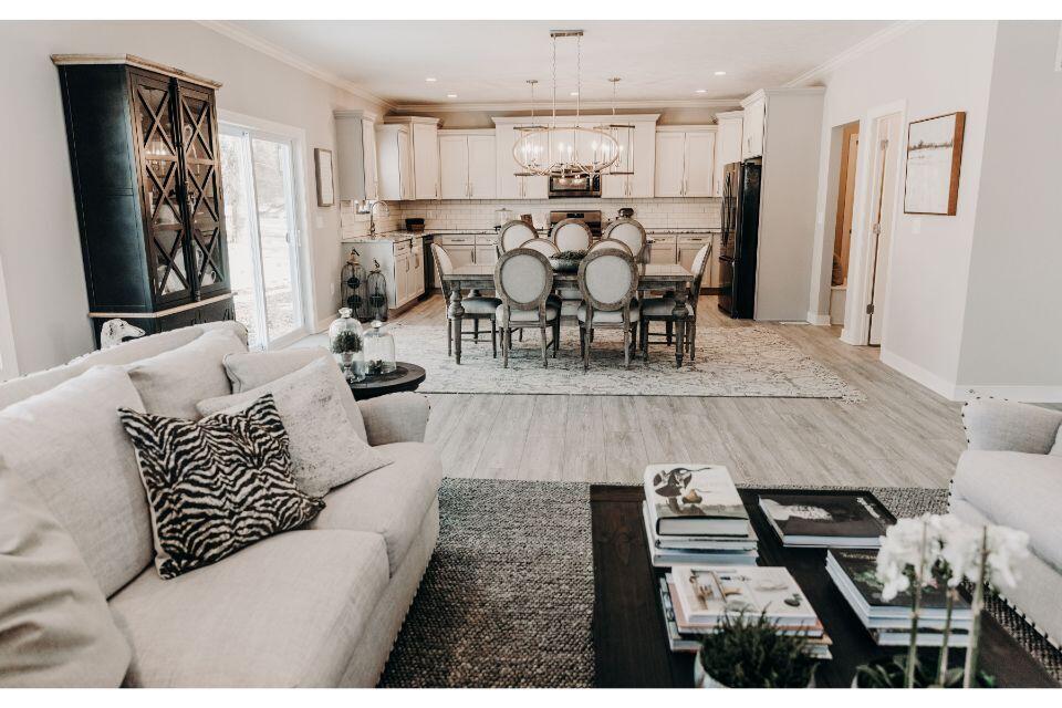 6281 Comiskey Road Property Photo 32