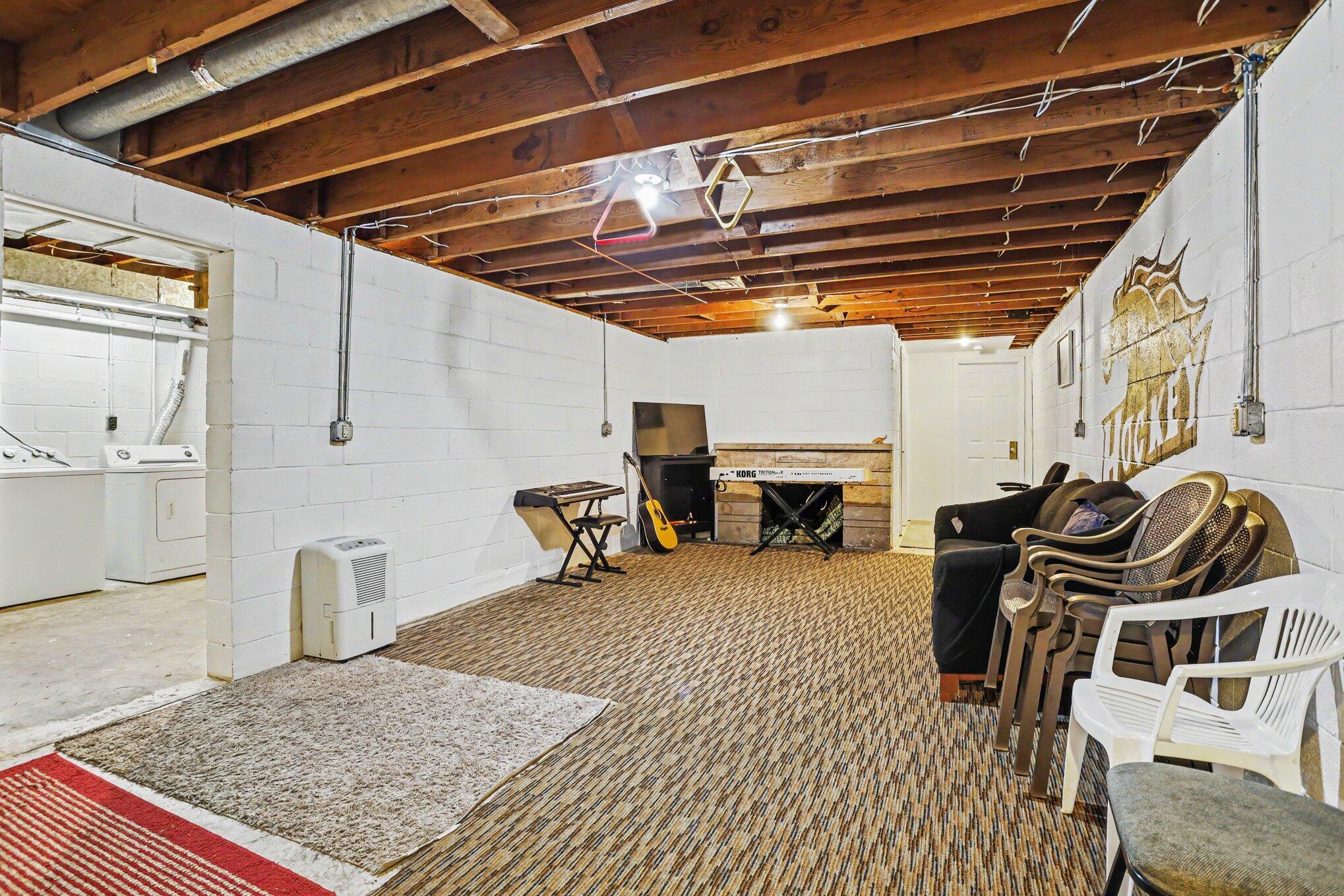 1021 Farrell Avenue Property Photo 17
