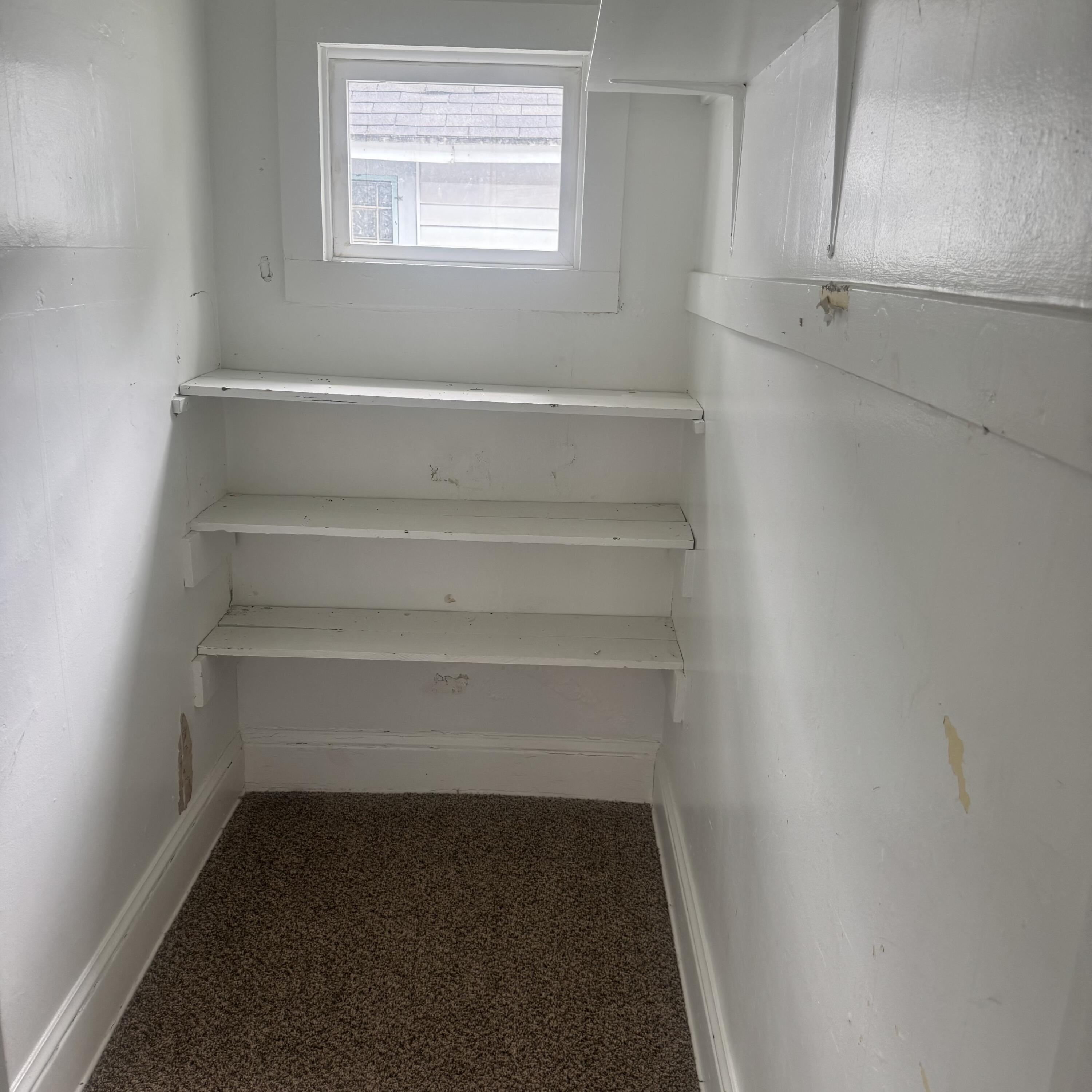 768 Hill Avenue Property Photo 8