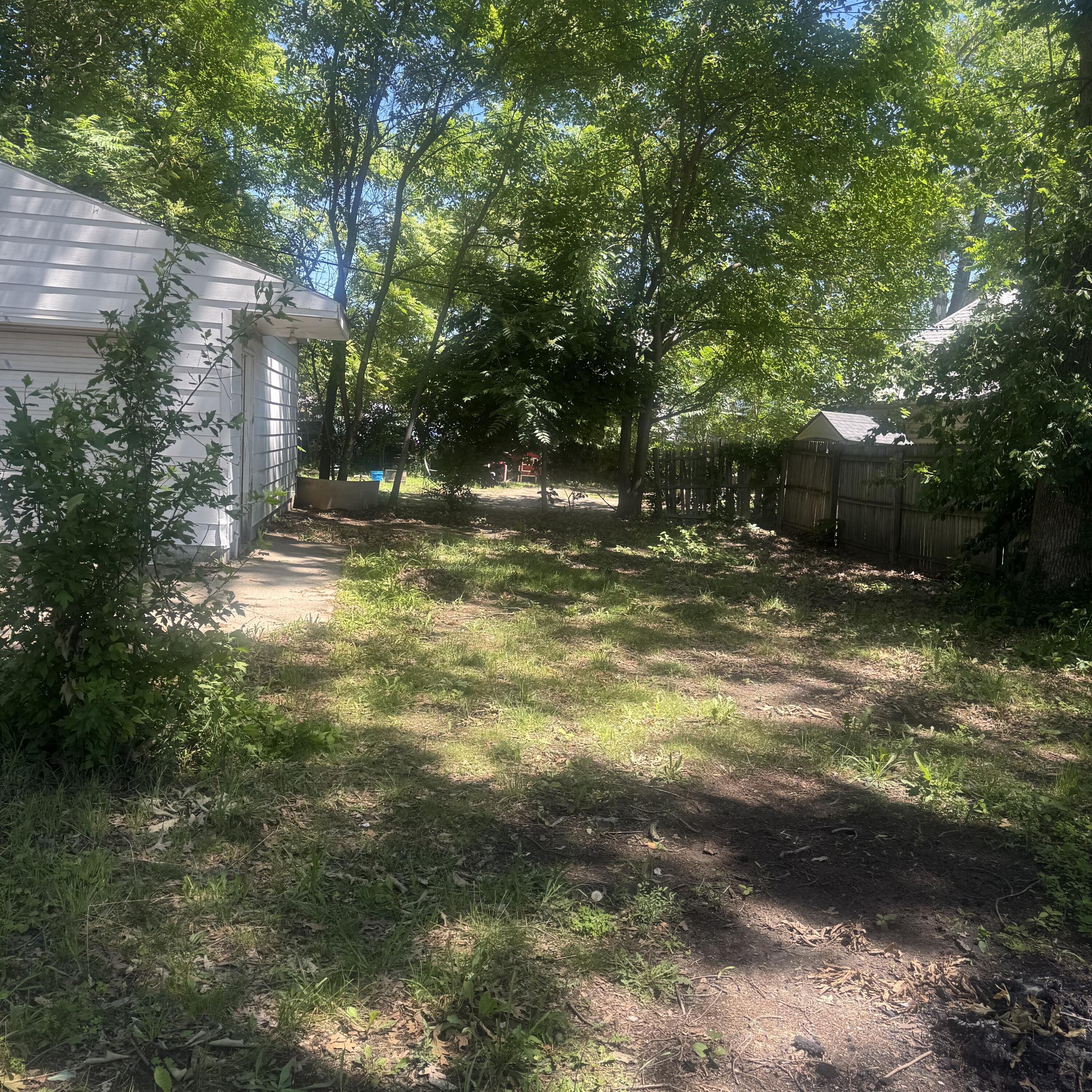 768 Hill Avenue Property Photo 10