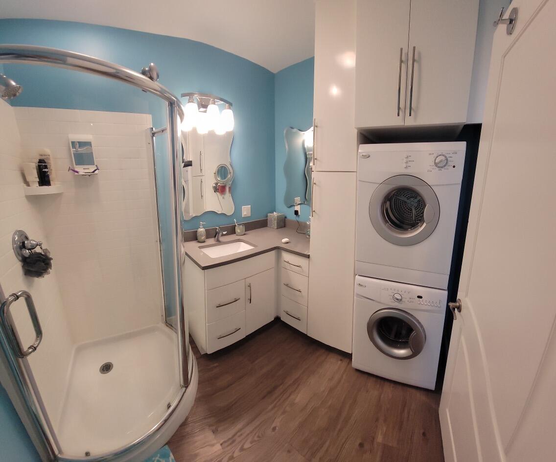 19 Lighthouse Point Property Photo 12